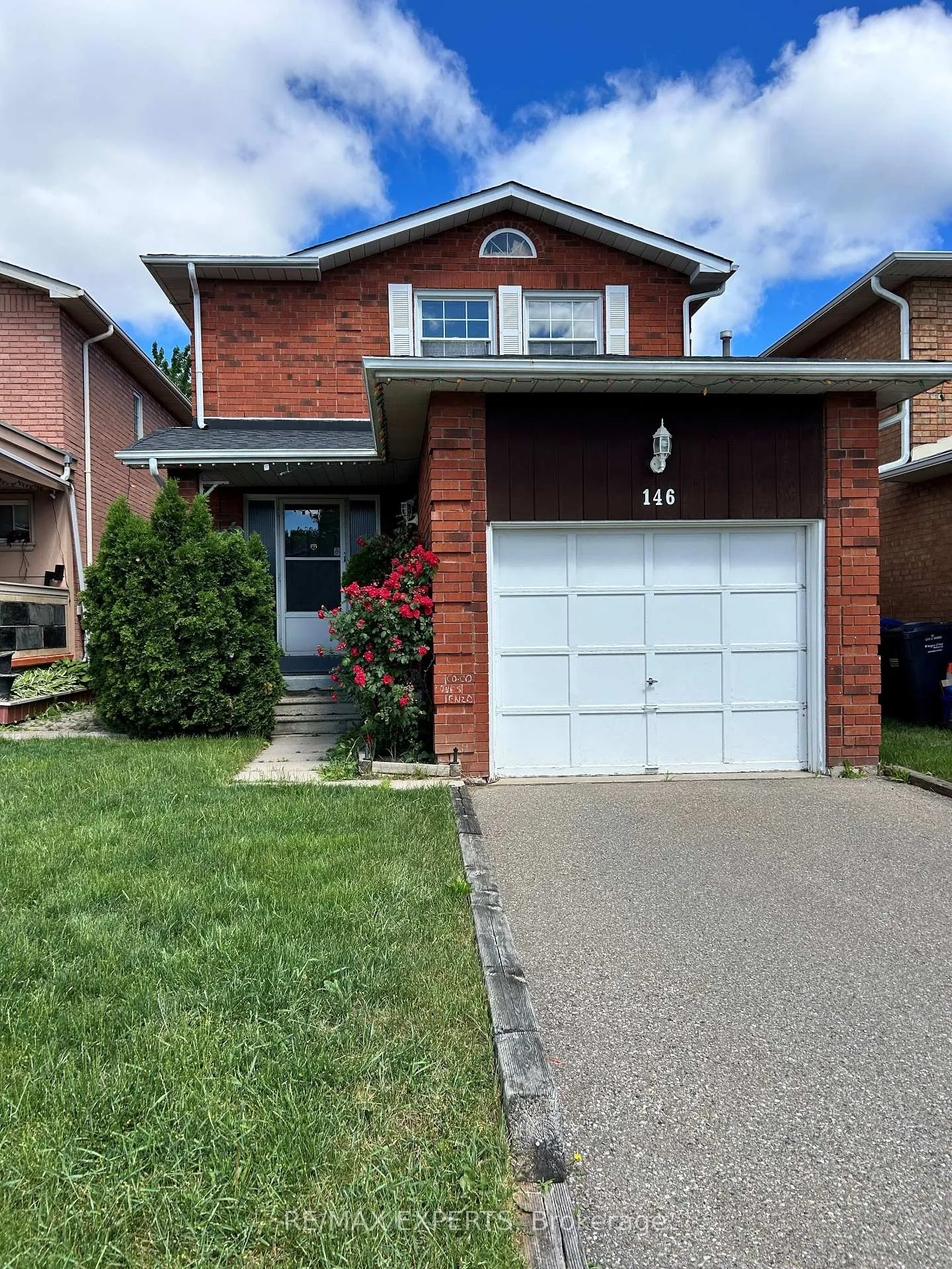 Front of 146 Dumfries Avenue