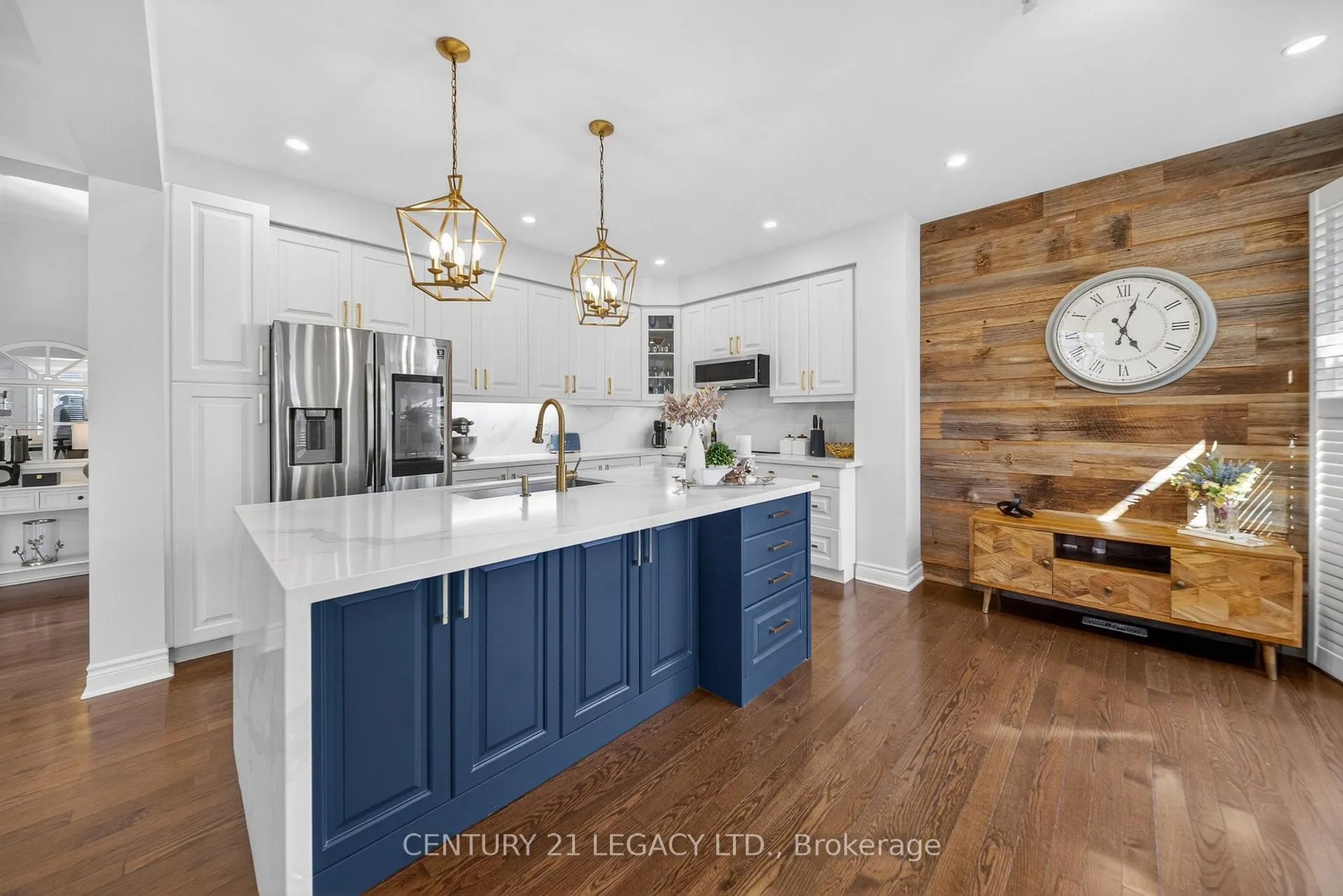 Photo 4 of 33 Andretti Crescent, Brampton, Credit Valley — HOMEH