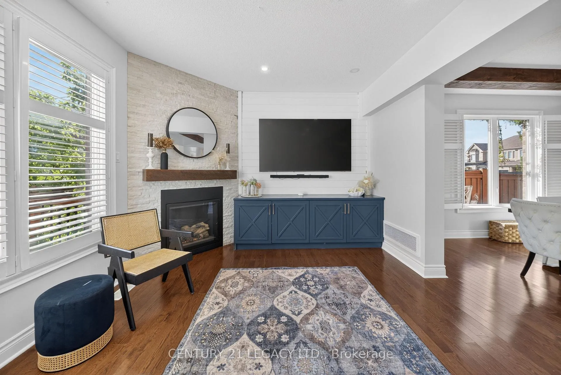 Photo 8 of 33 Andretti Crescent, Brampton, Credit Valley — HOMEH
