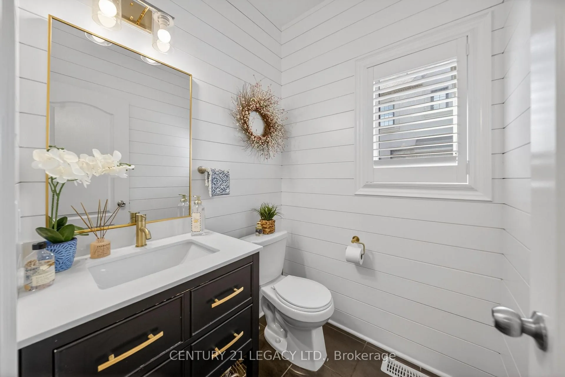 Photo 12 of 33 Andretti Crescent, Brampton, Credit Valley — HOMEH