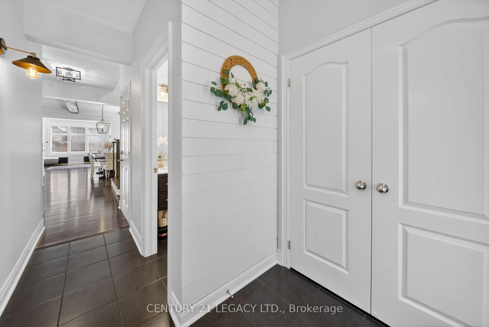 Photo 13 of 33 Andretti Crescent, Brampton, Credit Valley — HOMEH