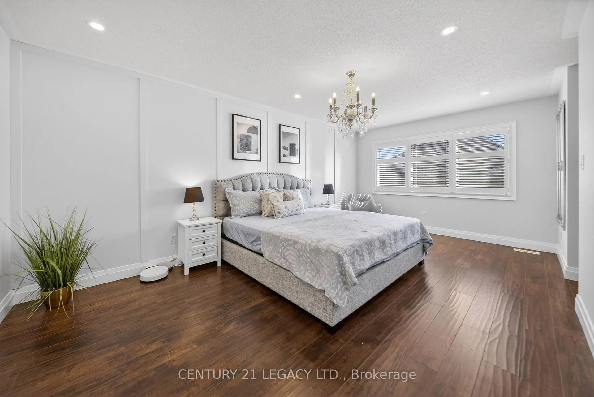 Photo 18 of 33 Andretti Crescent, Brampton, Credit Valley — HOMEH