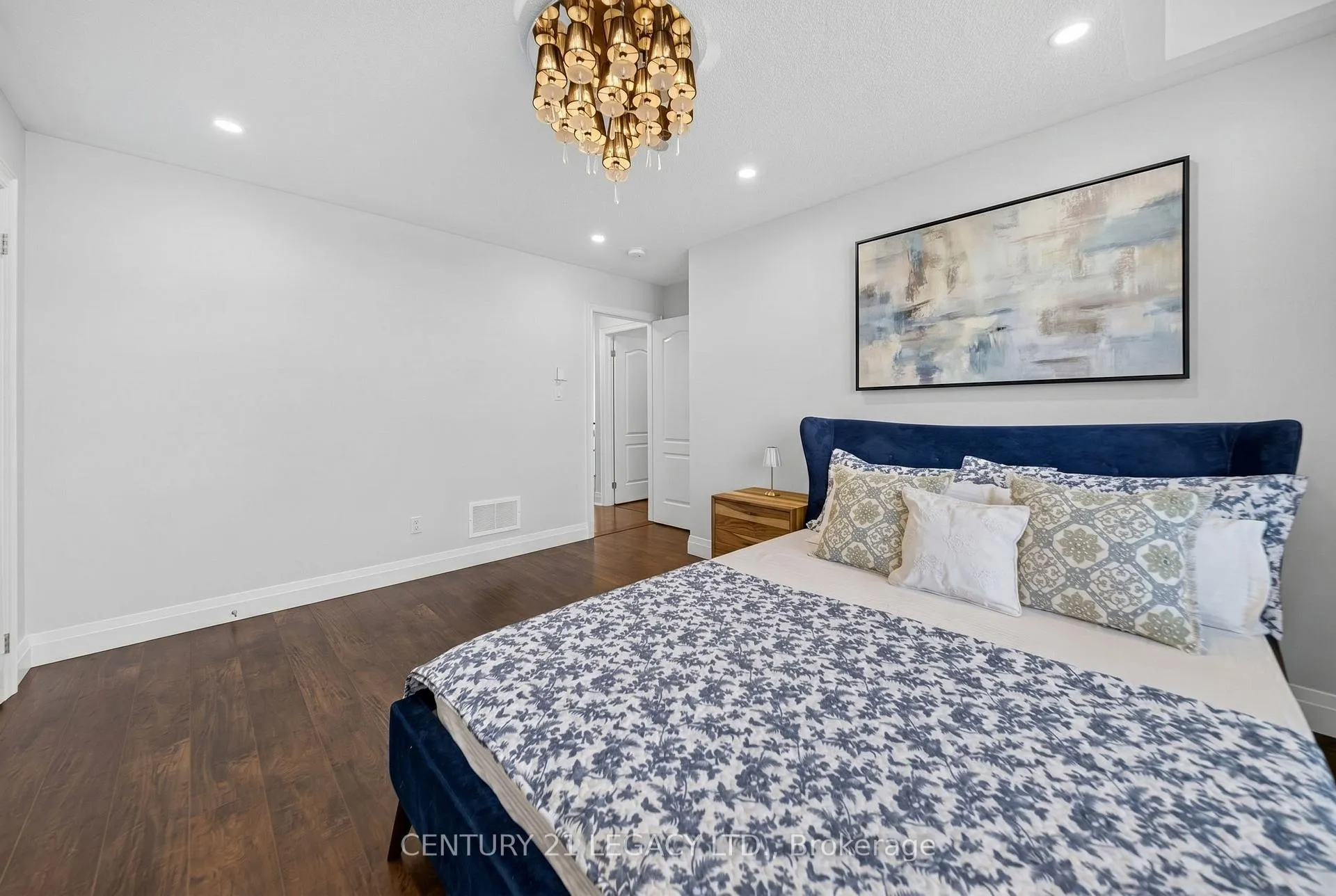 Photo 26 of 33 Andretti Crescent, Brampton, Credit Valley — HOMEH