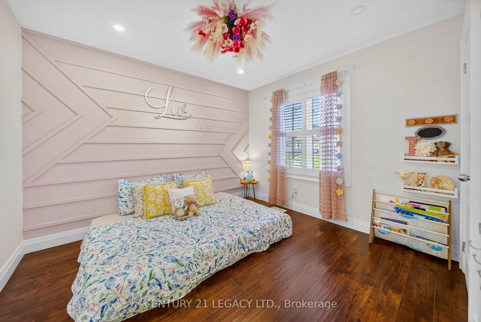Photo 28 of 33 Andretti Crescent, Brampton, Credit Valley — HOMEH