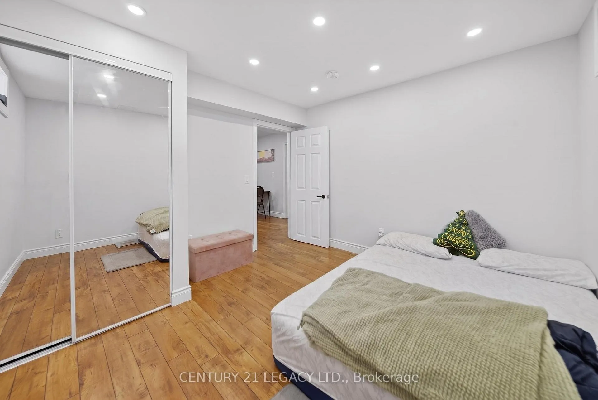 Photo 37 of 33 Andretti Crescent, Brampton, Credit Valley — HOMEH