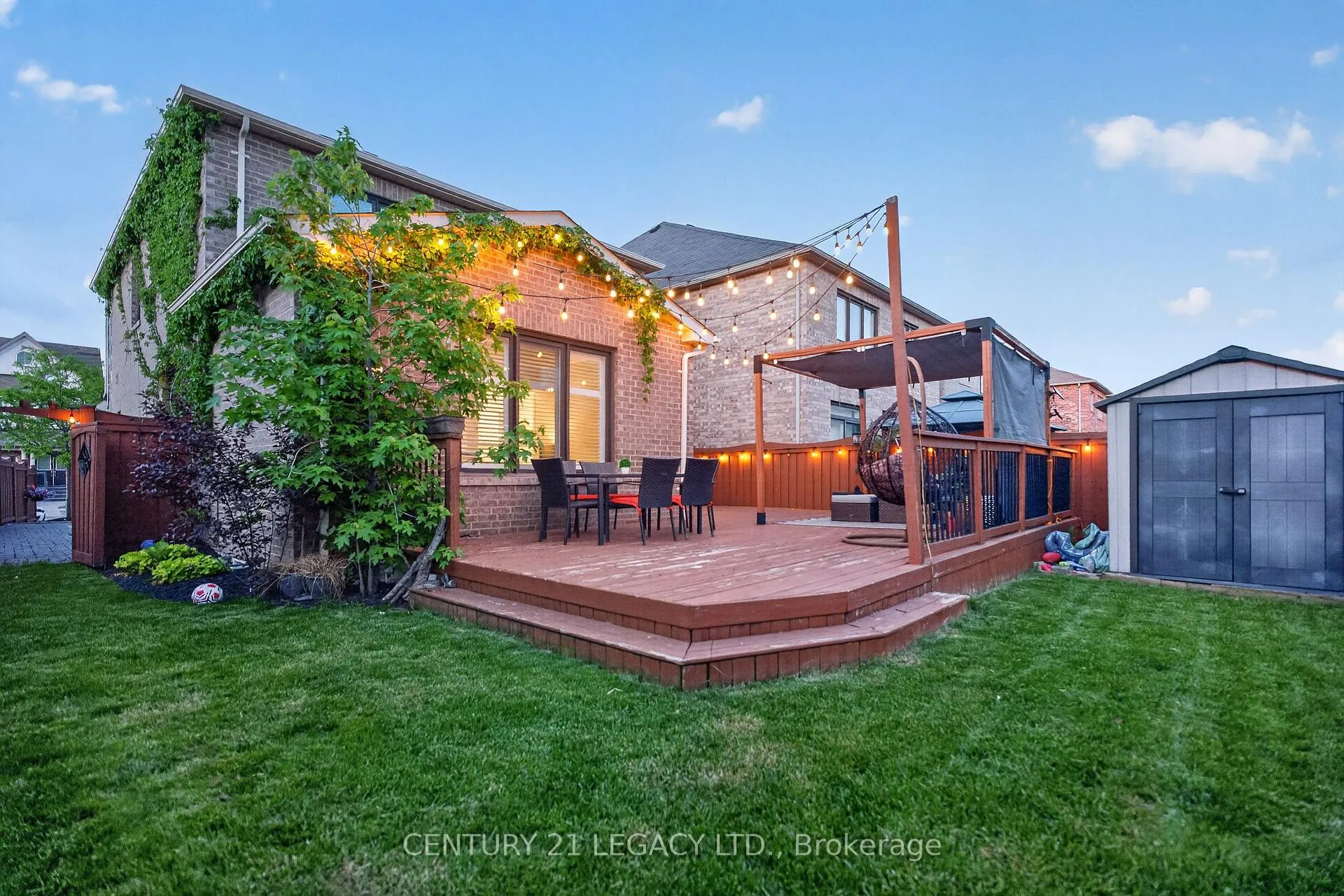 Photo 40 of 33 Andretti Crescent, Brampton, Credit Valley — HOMEH
