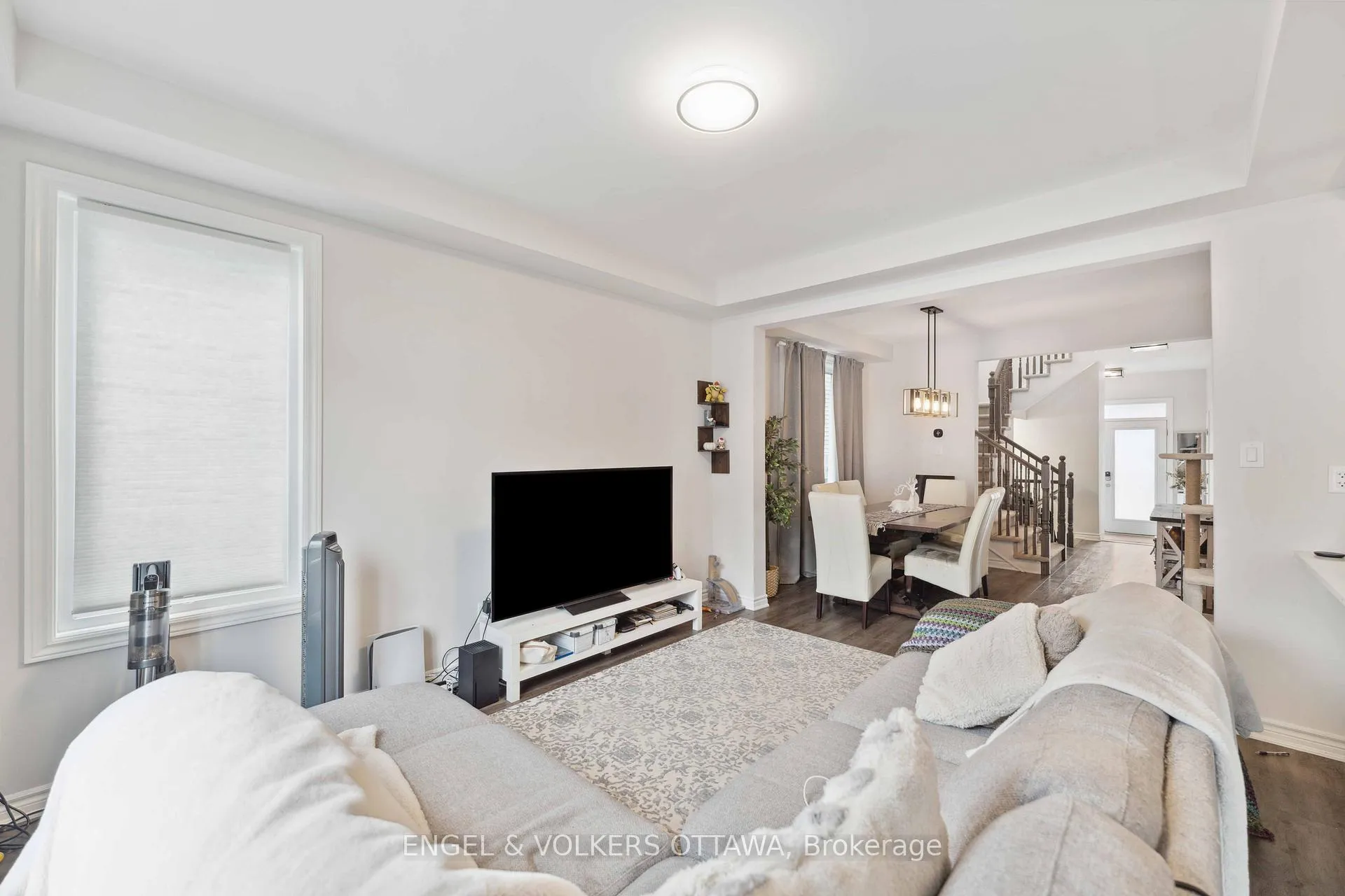 Photo 16 of 2283 Watercolours Way, Ottawa, Barrhaven - Half Moon Bay — HOMEH