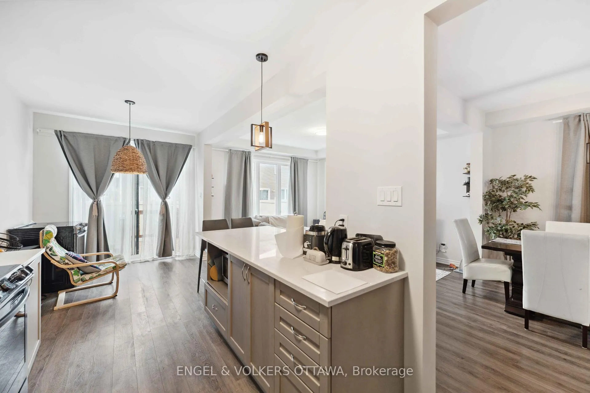 Photo 22 of 2283 Watercolours Way, Ottawa, Barrhaven - Half Moon Bay — HOMEH