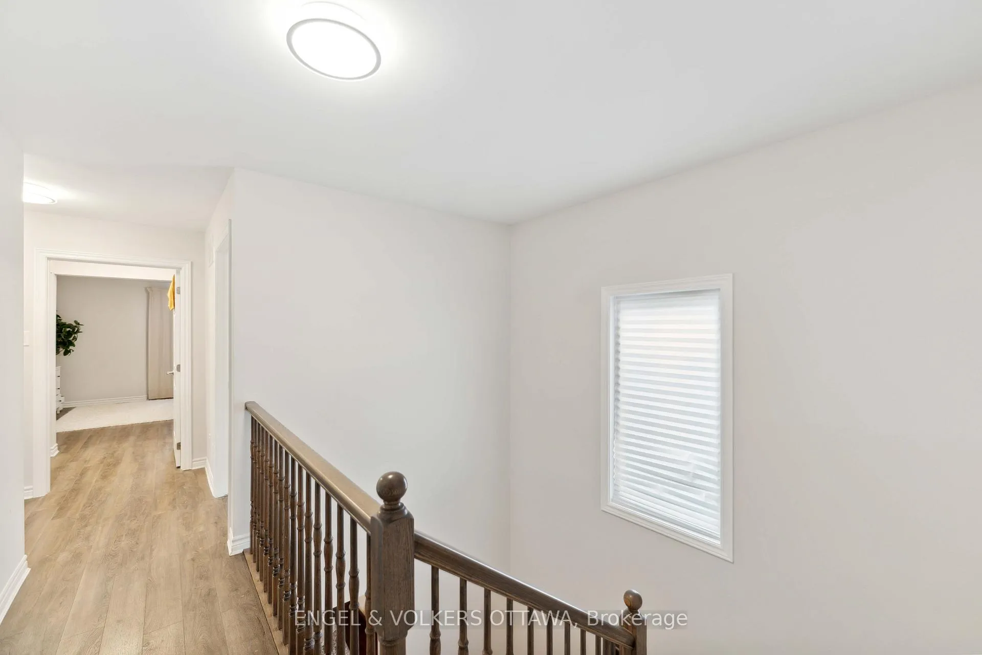 Photo 25 of 2283 Watercolours Way, Ottawa, Barrhaven - Half Moon Bay — HOMEH