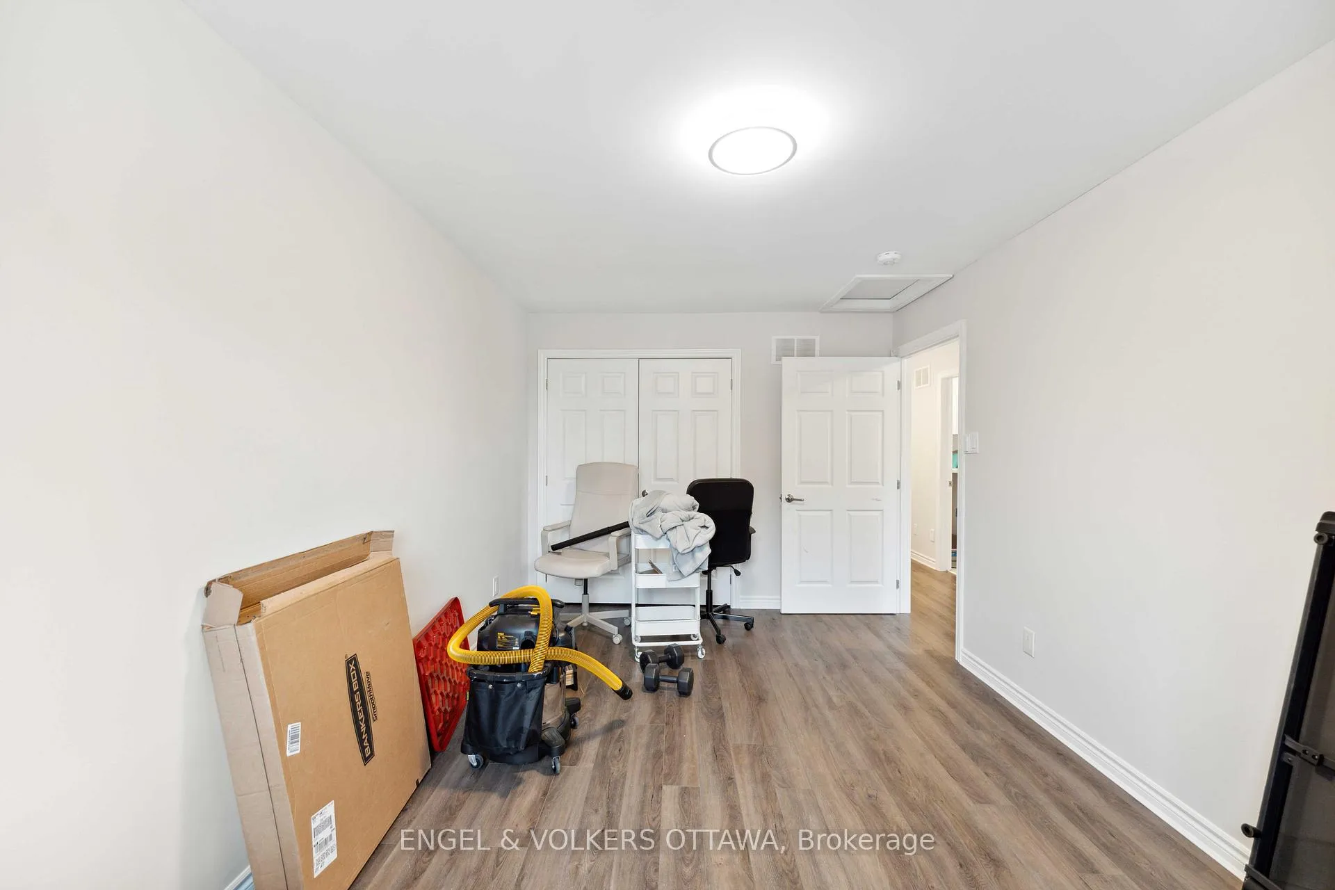 Photo 32 of 2283 Watercolours Way, Ottawa, Barrhaven - Half Moon Bay — HOMEH