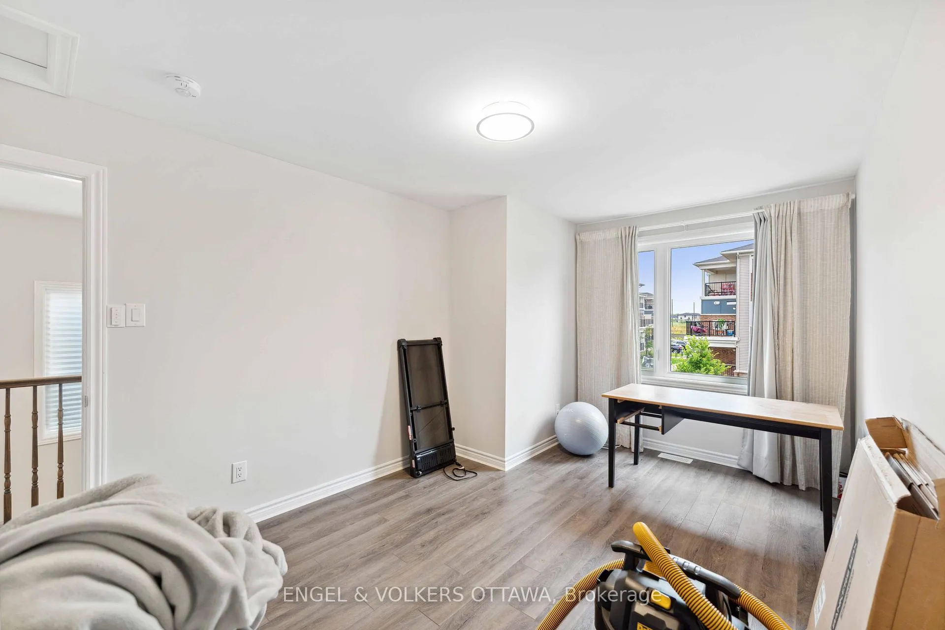 Photo 34 of 2283 Watercolours Way, Ottawa, Barrhaven - Half Moon Bay — HOMEH