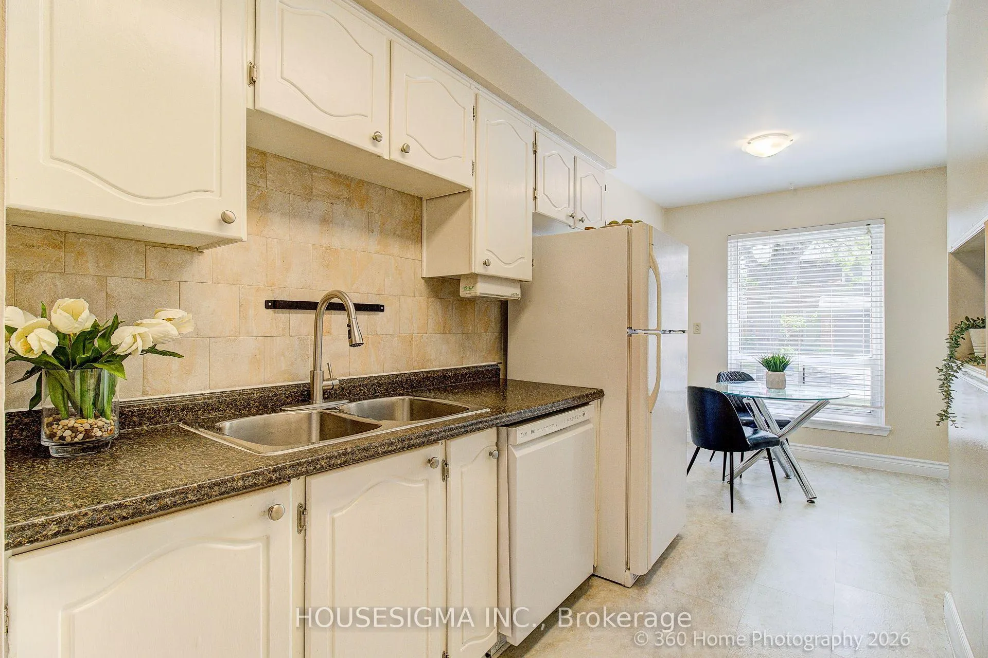 Photo 3 of Unit 73, 155 Glovers Road, Oshawa, Samac — HOMEH