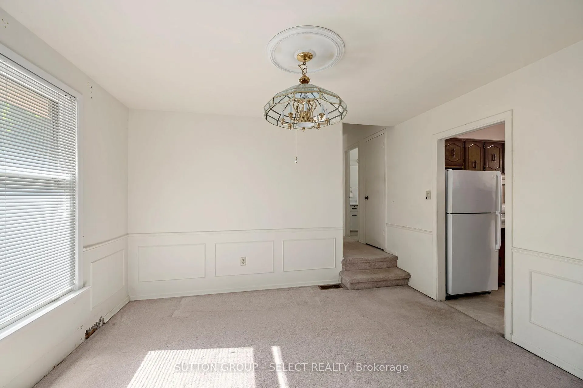 Photo 13 of 661 Grenfell Drive, London, North C — HOMEH