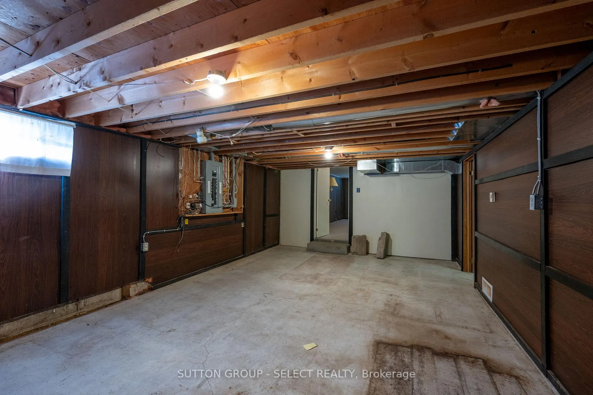 Photo 26 of 661 Grenfell Drive, London, North C — HOMEH