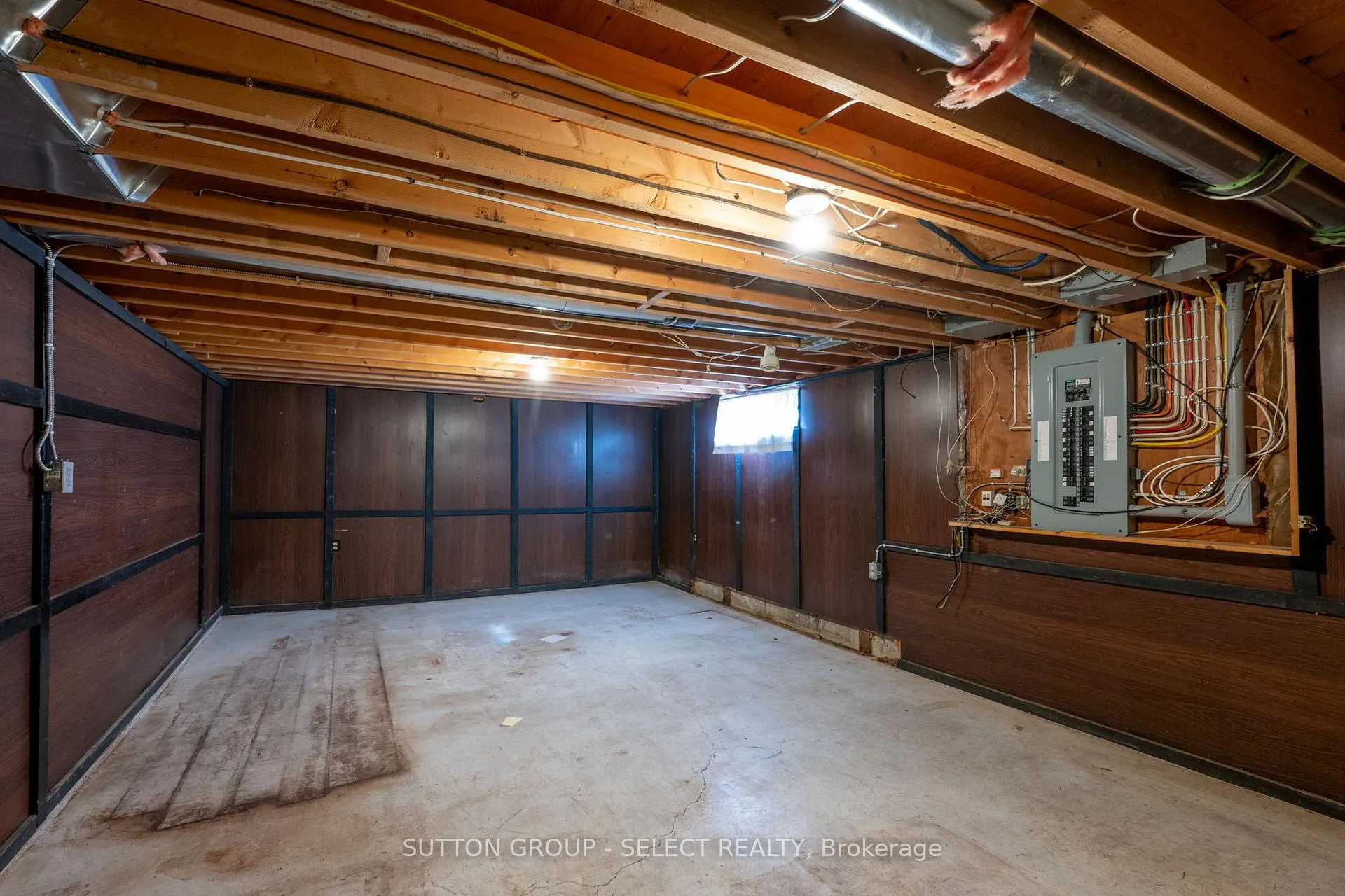 Photo 27 of 661 Grenfell Drive, London, North C — HOMEH