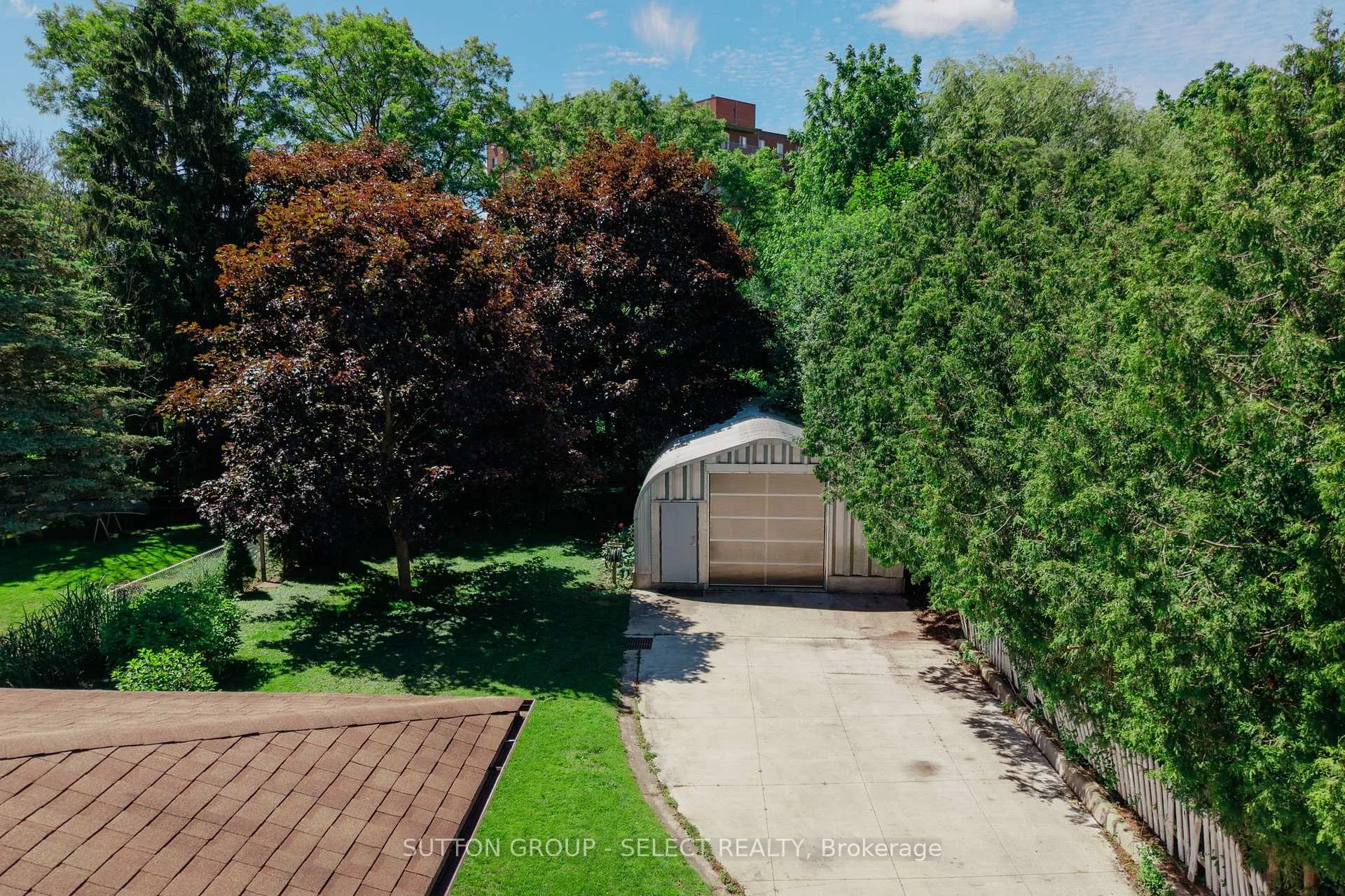 Photo 43 of 661 Grenfell Drive, London, North C — HOMEH
