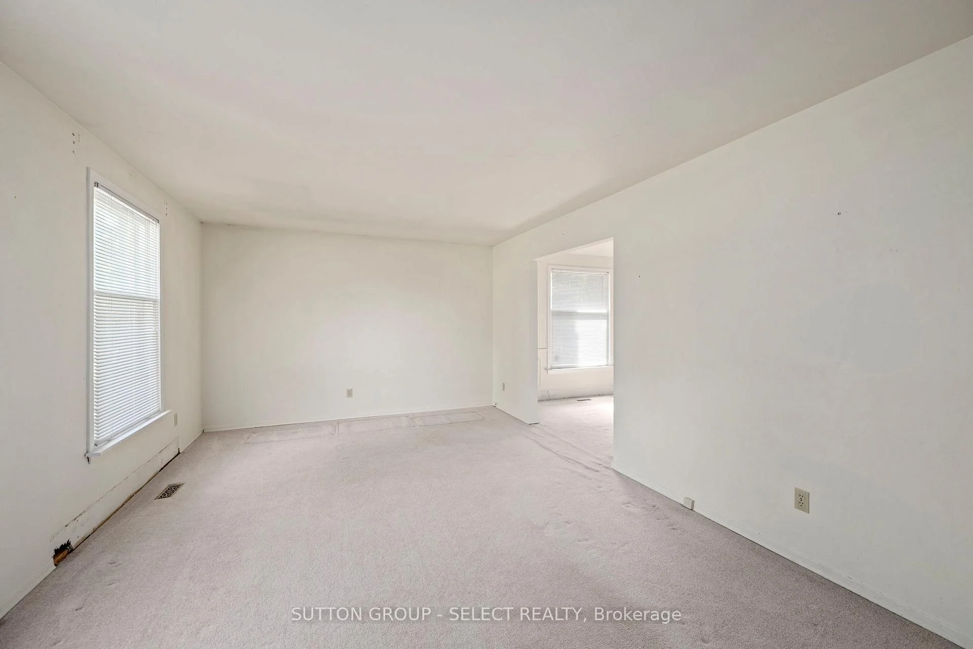 Photo 52 of 661 Grenfell Drive, London, North C — HOMEH