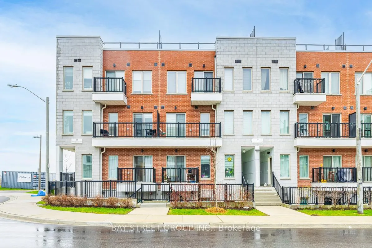 Front of Unit 6, 39 John Perkins Bull Drive