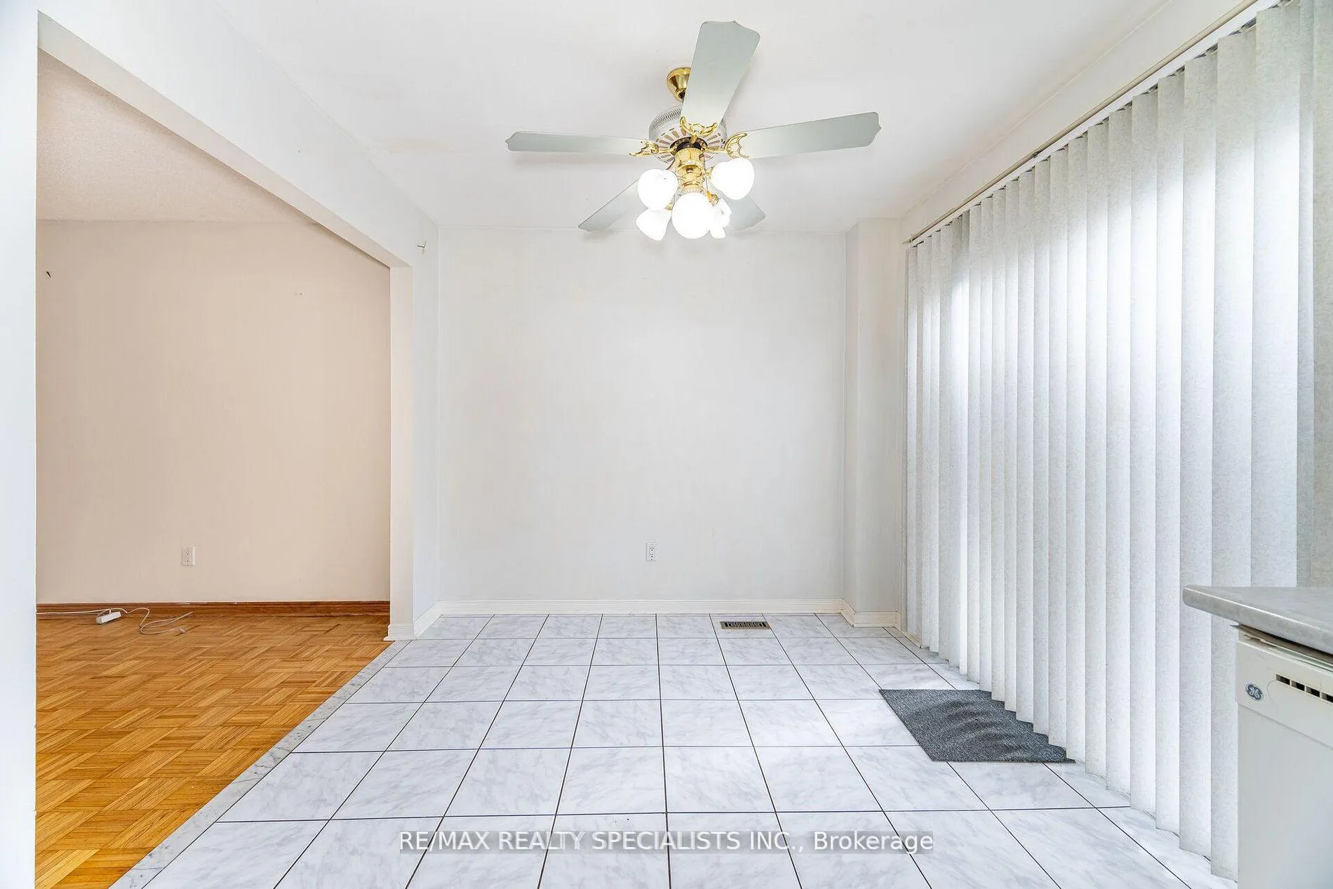 Photo 7 of 8 New Seabury Drive, Vaughan, Glen Shields — HOMEH