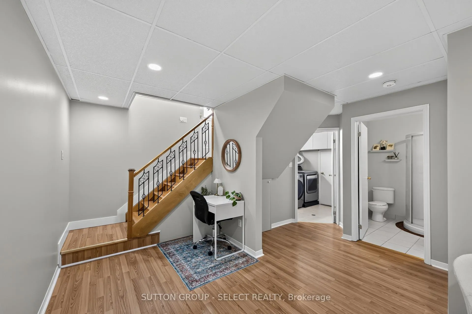 Photo 18 of 152 Elm Street, St. Thomas — HOMEH