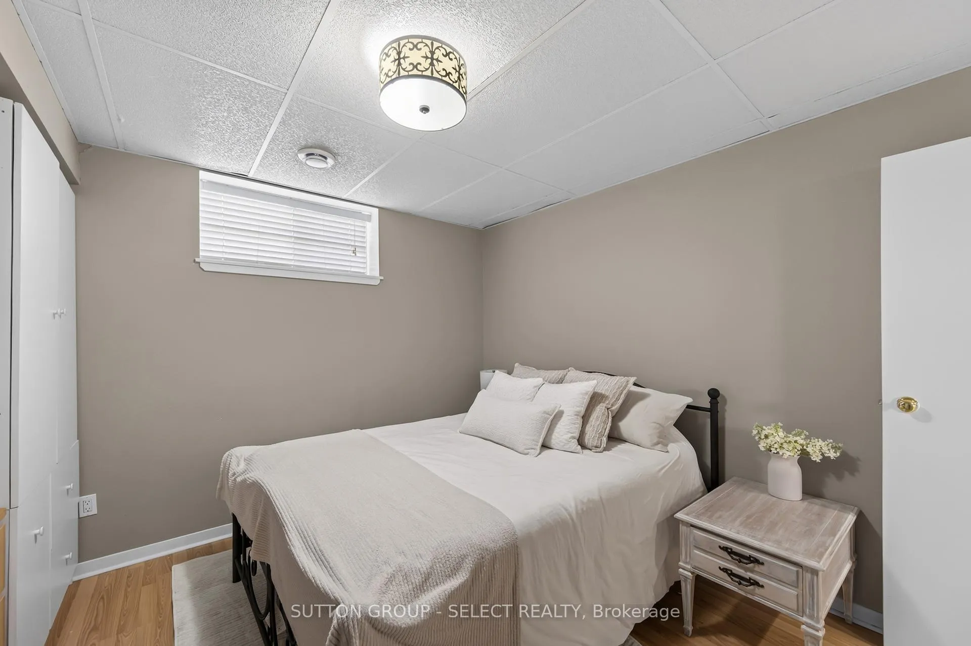 Photo 21 of 152 Elm Street, St. Thomas — HOMEH
