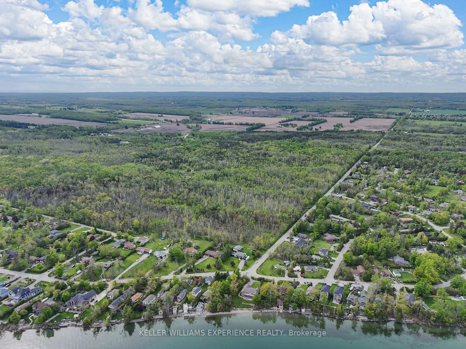 Photo 4 of 552 10 Line S, Oro-Medonte, Hawkestone — HOMEH