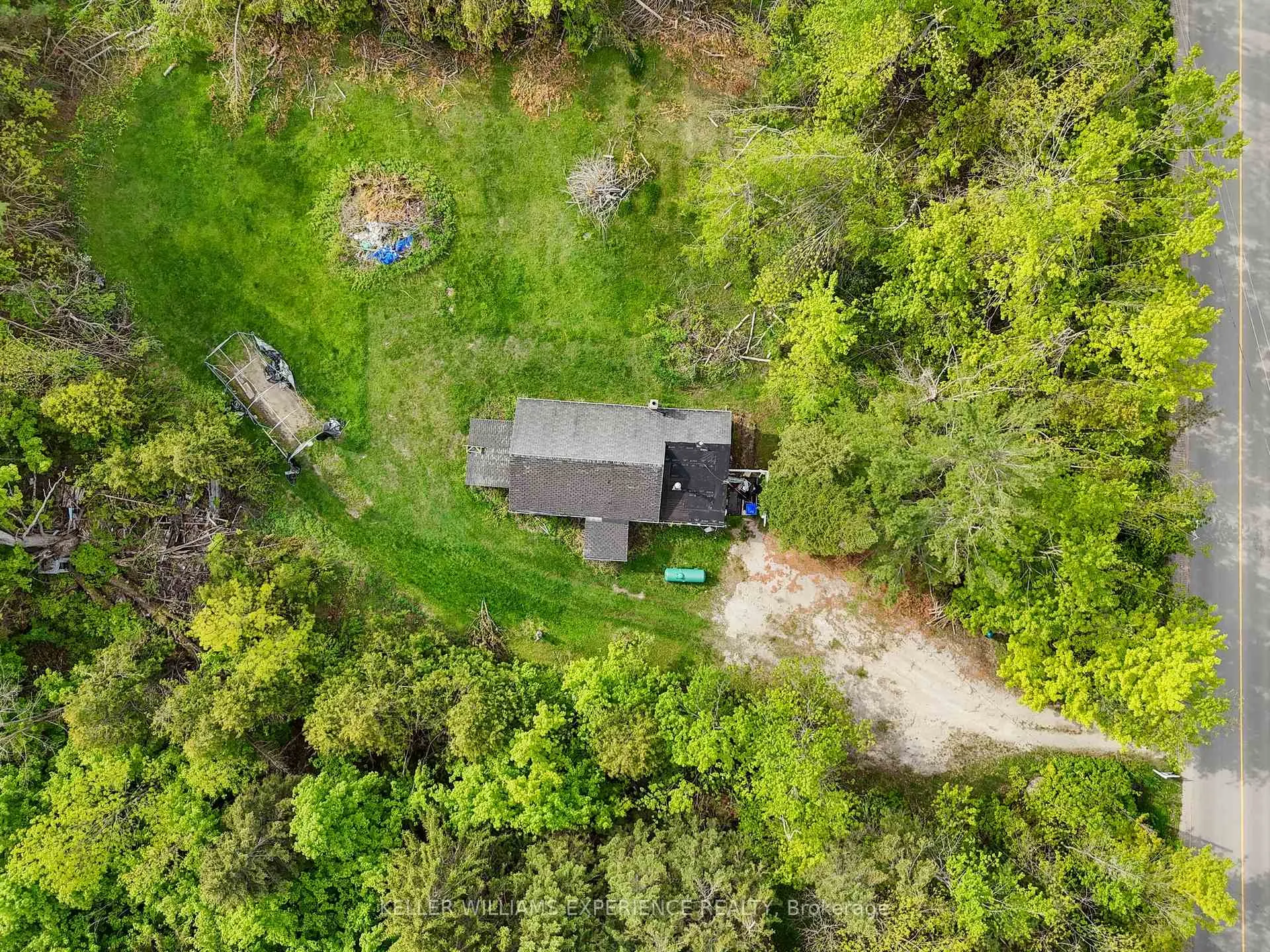 Photo 19 of 552 10 Line S, Oro-Medonte, Hawkestone — HOMEH