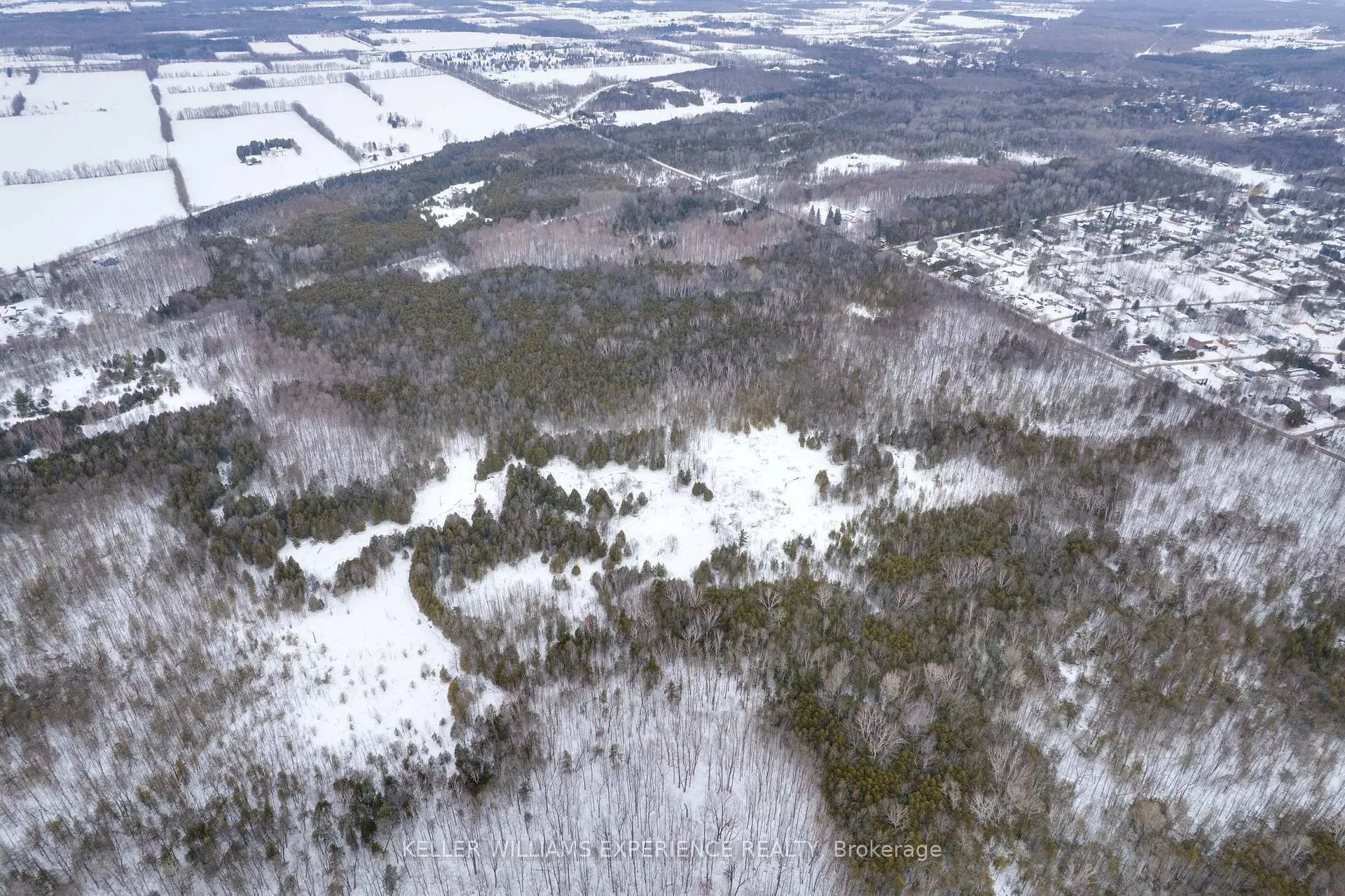 Photo 25 of 552 10 Line S, Oro-Medonte, Hawkestone — HOMEH