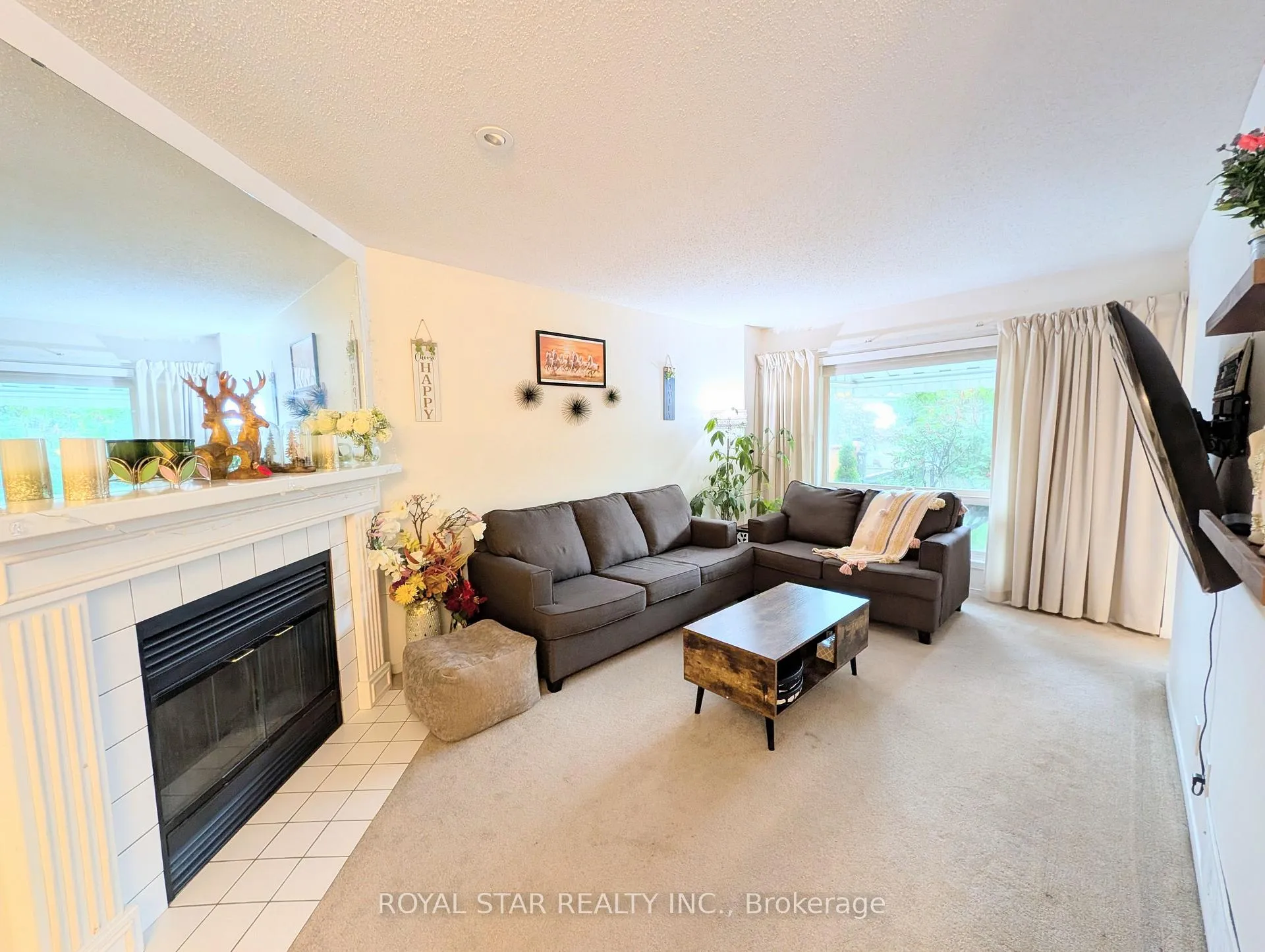 Photo 6 of 38 Springcreek Crescent, Ottawa, Kanata - Bridlewood — HOMEH