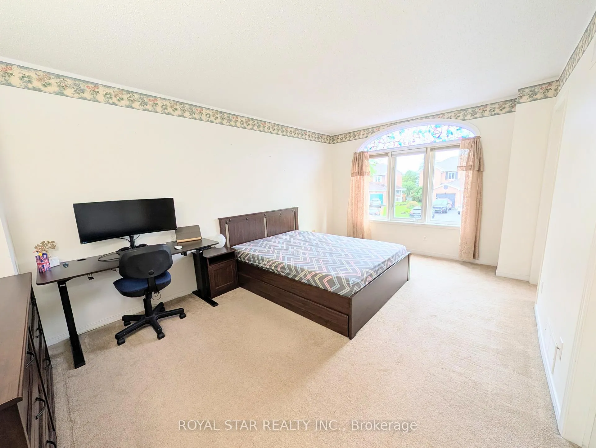 Photo 13 of 38 Springcreek Crescent, Ottawa, Kanata - Bridlewood — HOMEH