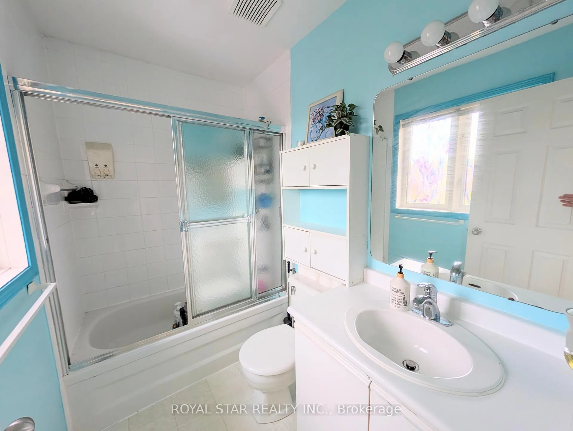 Photo 15 of 38 Springcreek Crescent, Ottawa, Kanata - Bridlewood — HOMEH