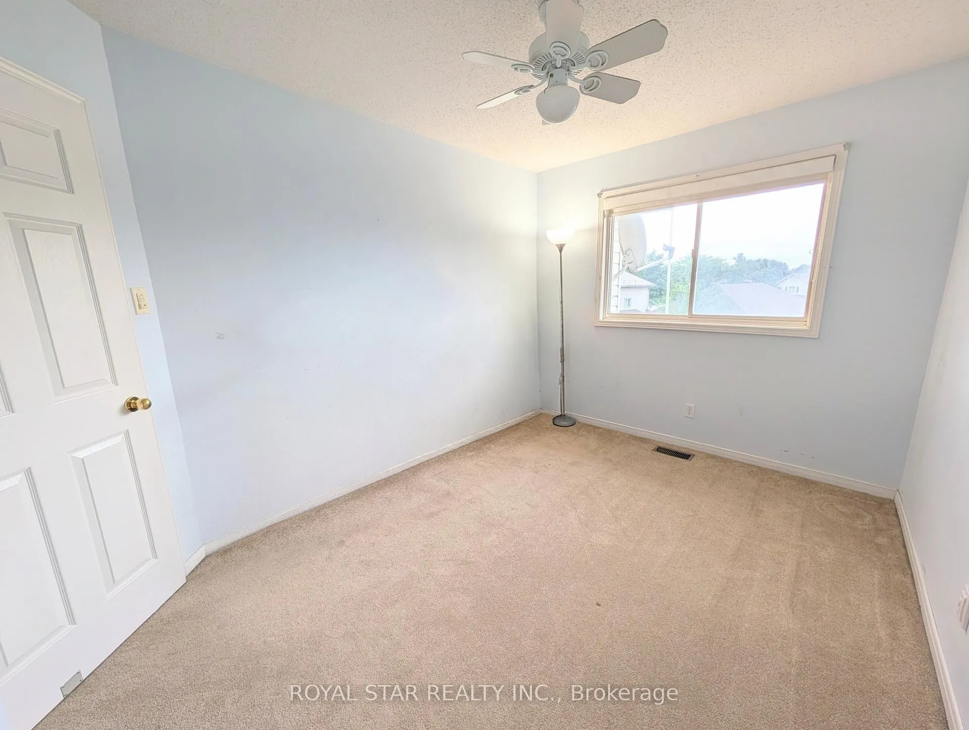 Photo 17 of 38 Springcreek Crescent, Ottawa, Kanata - Bridlewood — HOMEH