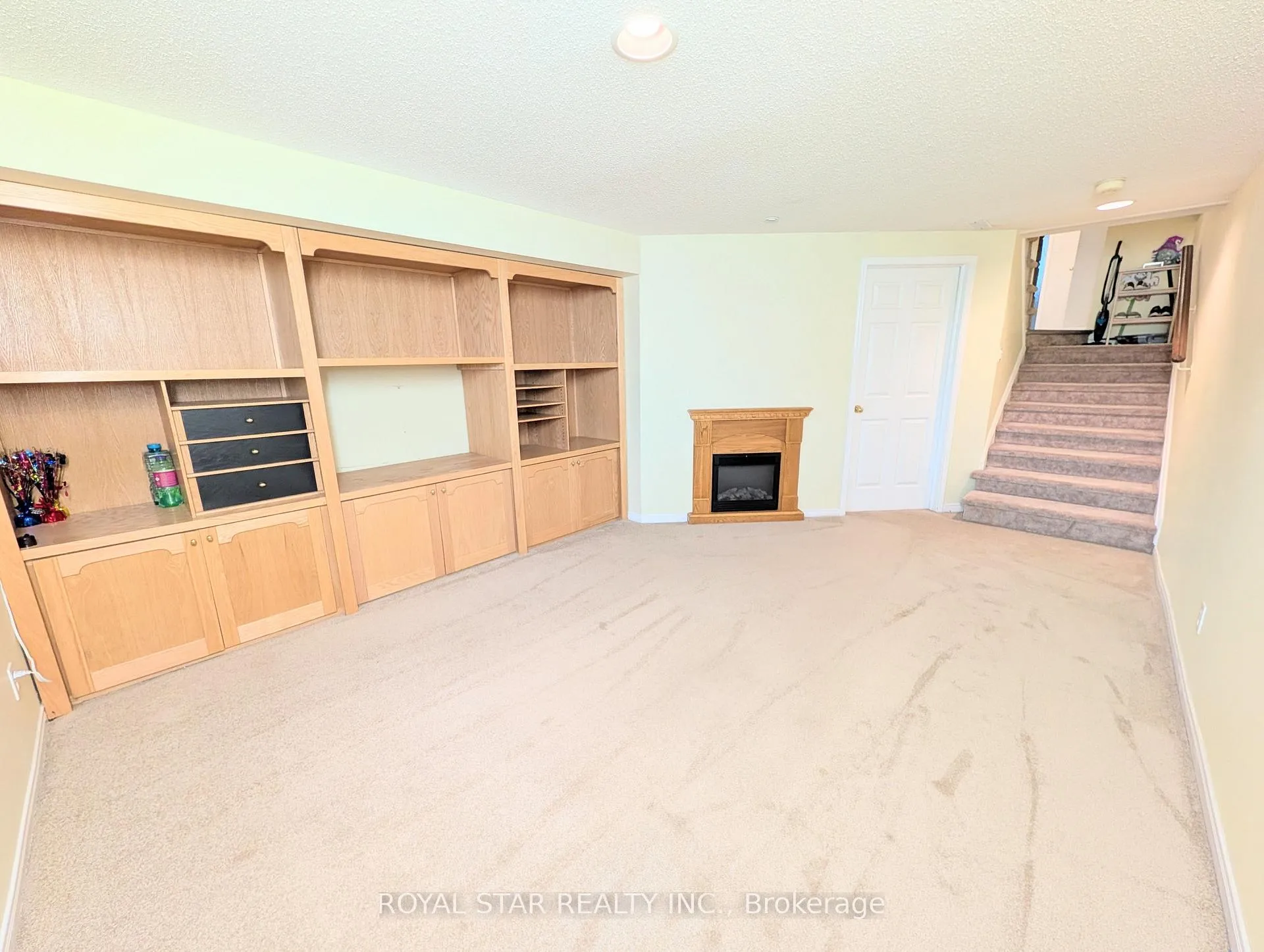 Photo 21 of 38 Springcreek Crescent, Ottawa, Kanata - Bridlewood — HOMEH