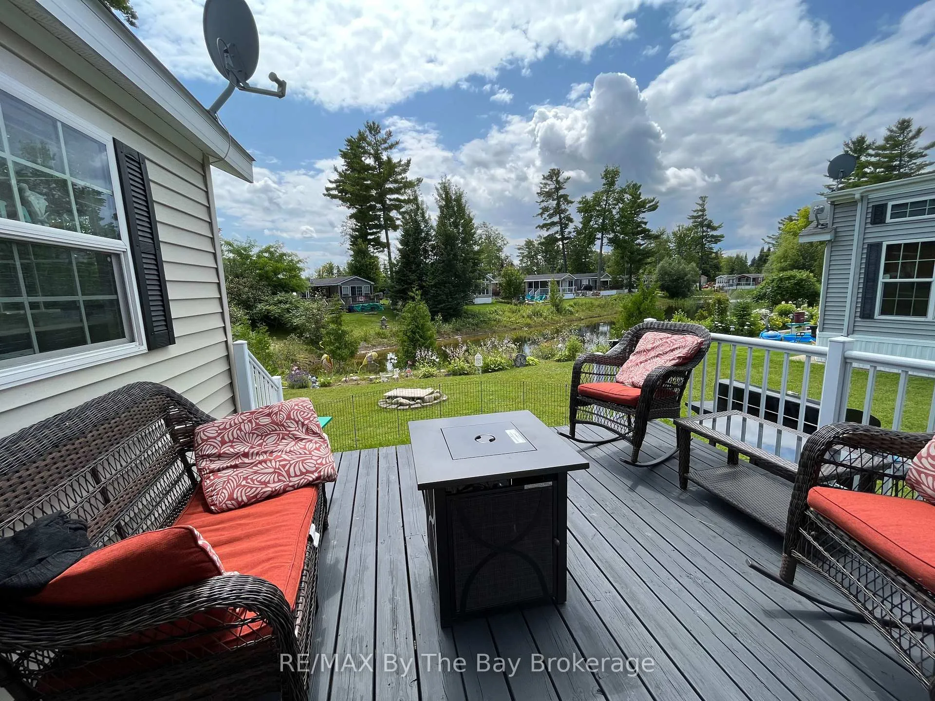 Photo 14 of 15 Kenora Trail, Wasaga Beach — HOMEH