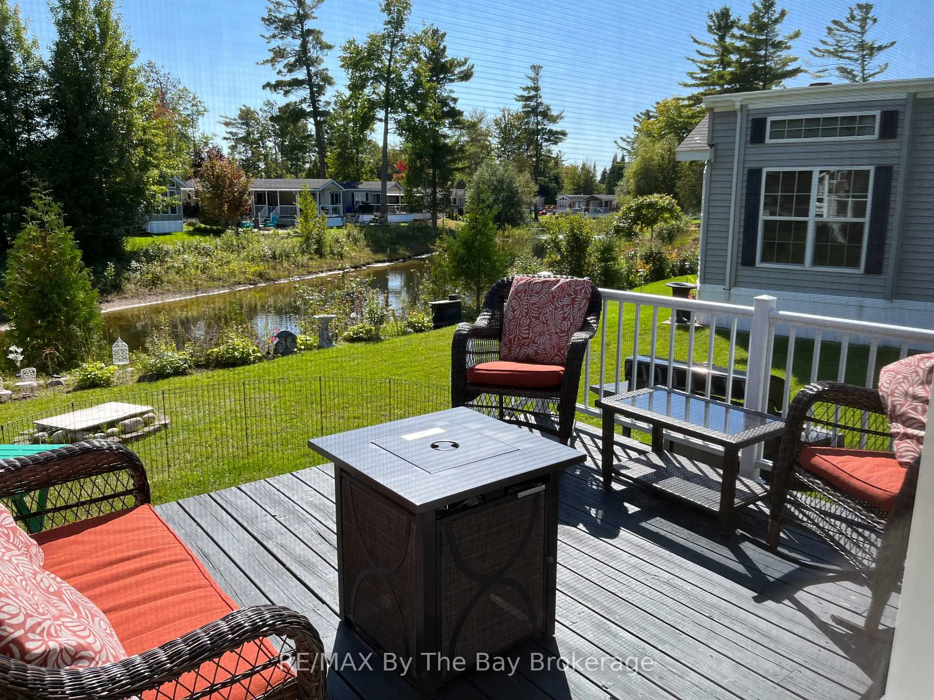 Photo 33 of 15 Kenora Trail, Wasaga Beach — HOMEH