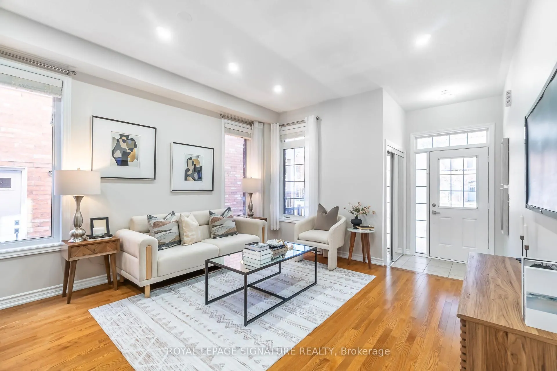 Photo 6 of 142 Maria Road, Markham, Wismer — HOMEH