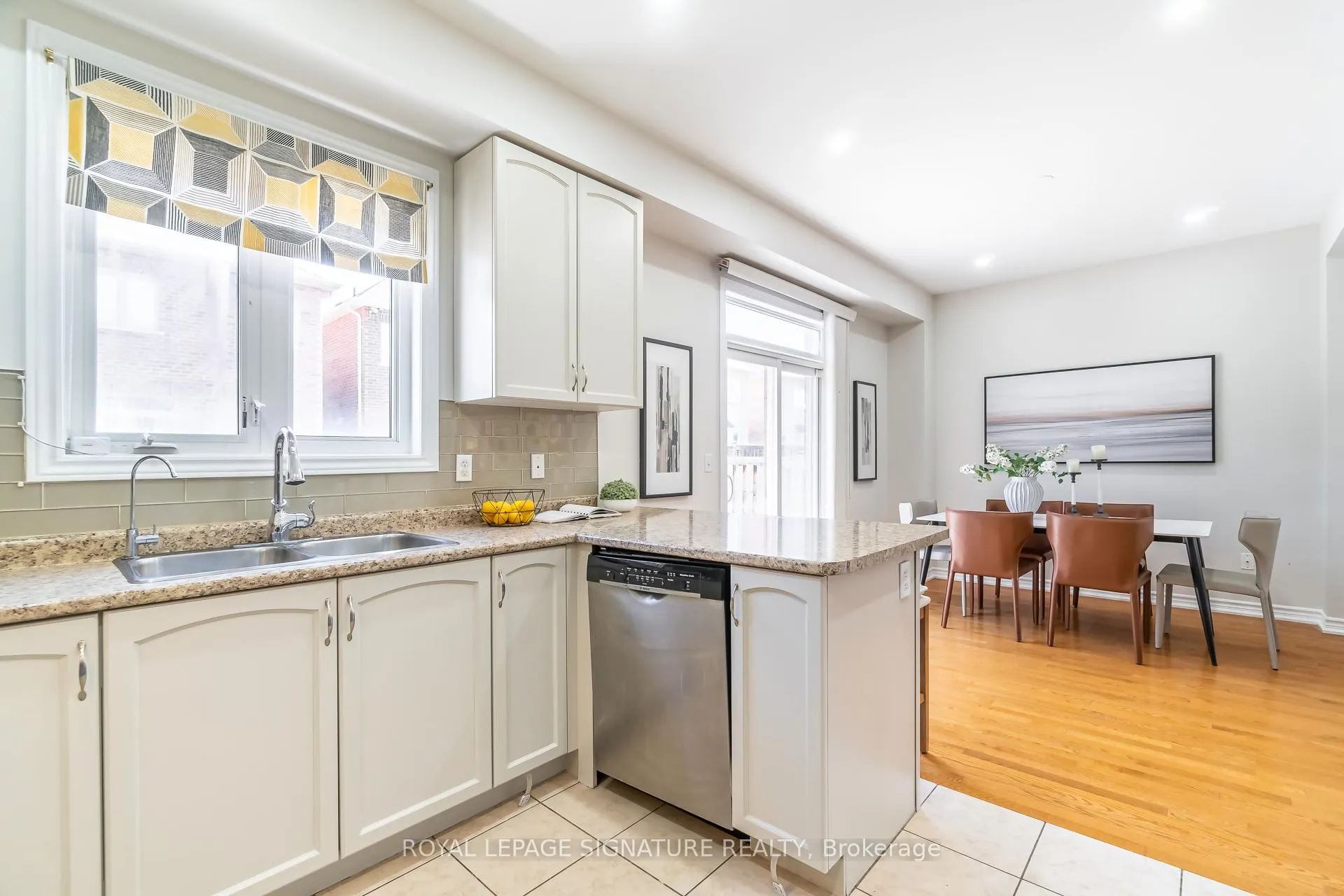 Photo 14 of 142 Maria Road, Markham, Wismer — HOMEH