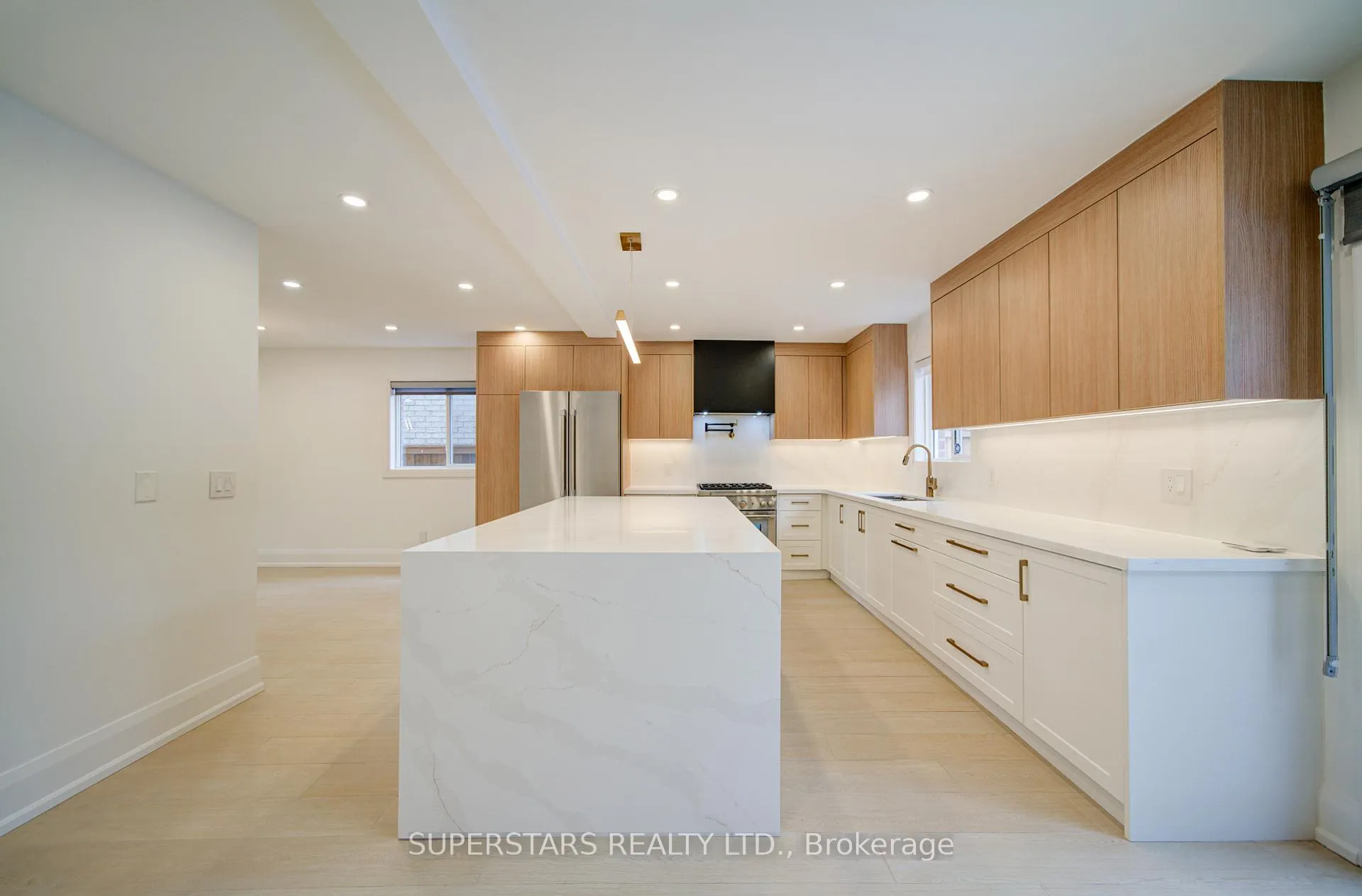 Photo 13 of 163 Brucker Road, Barrie, Holly — HOMEH