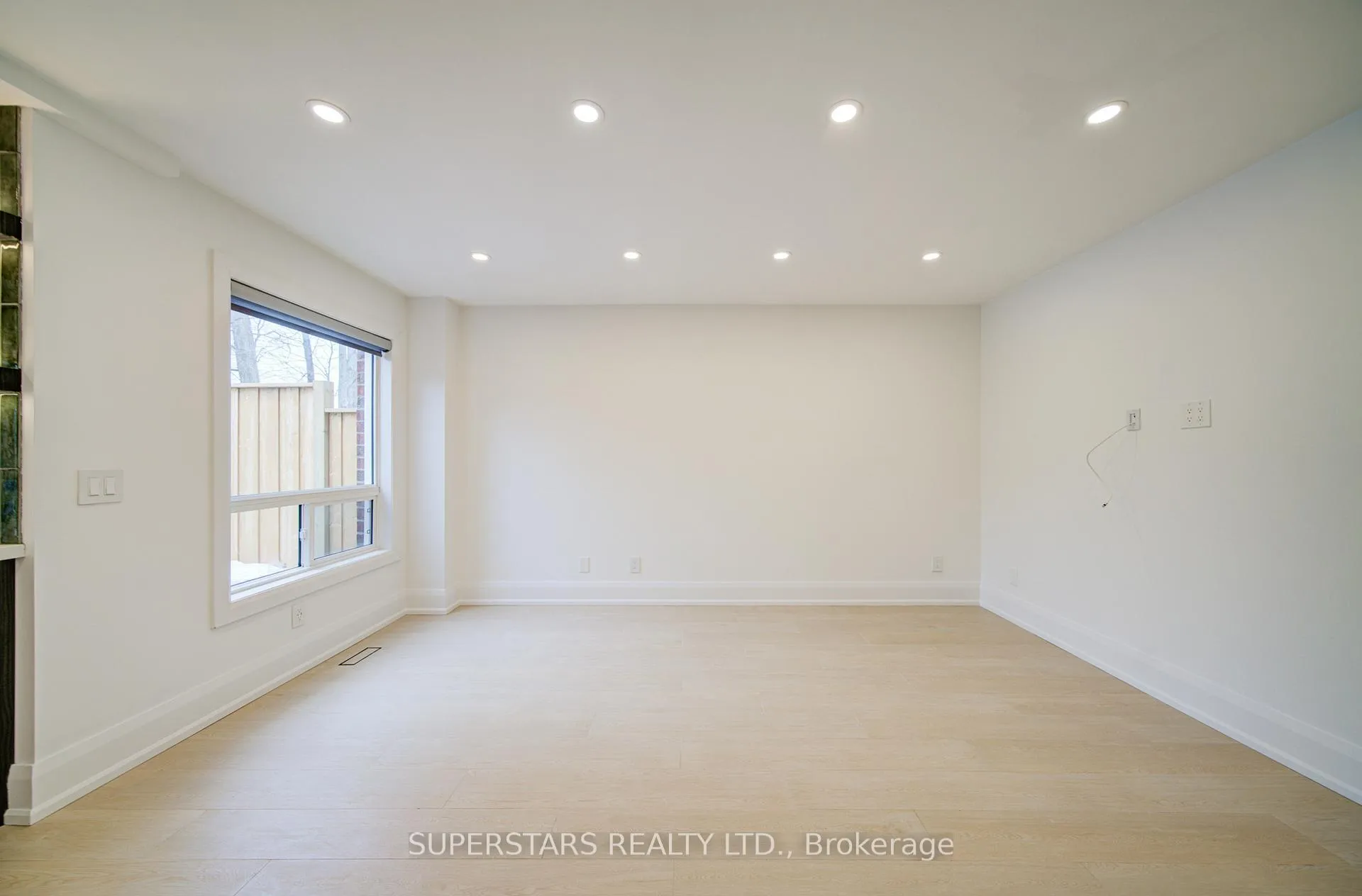 Photo 21 of 163 Brucker Road, Barrie, Holly — HOMEH