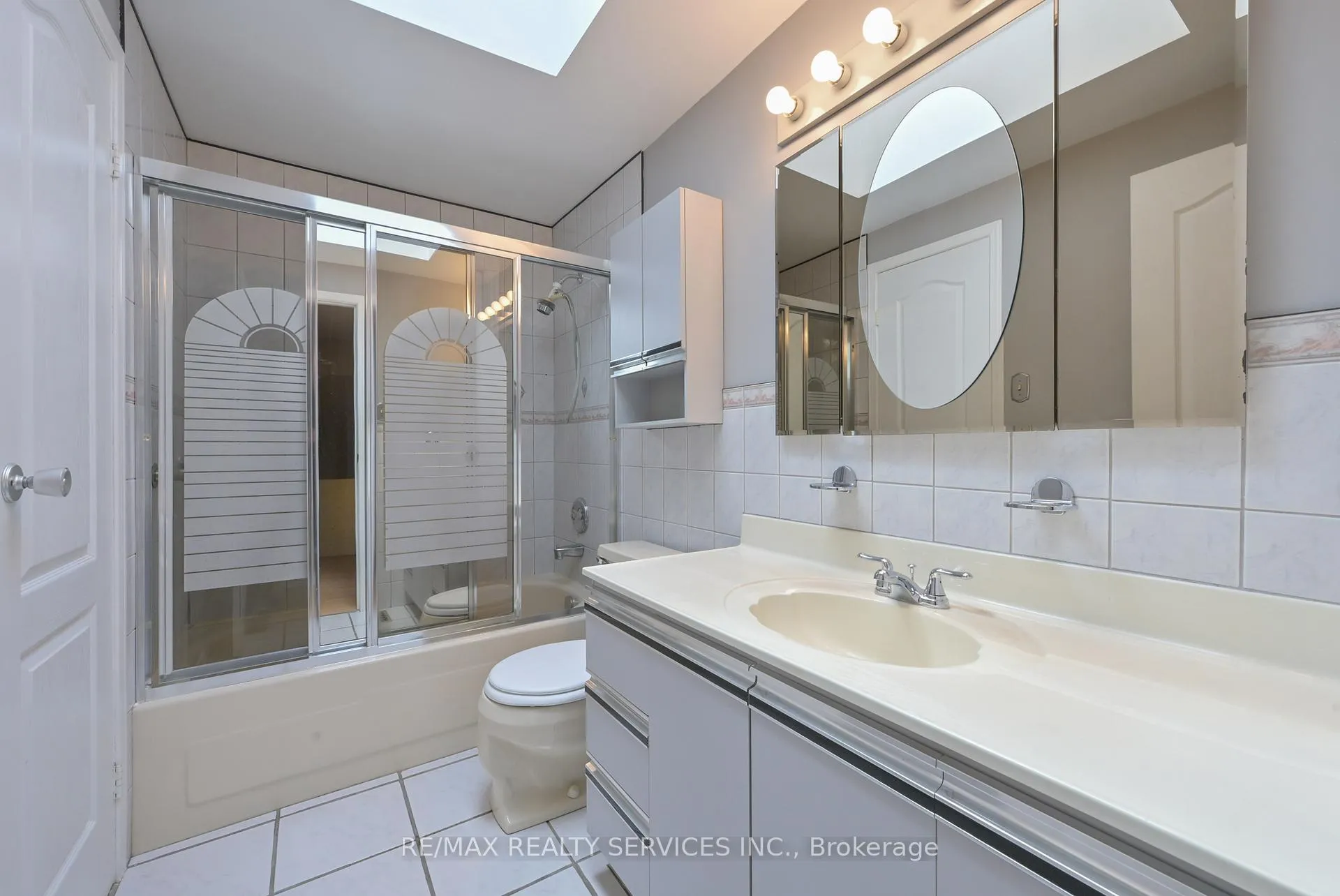 Photo 15 of 47 Grassington Crescent, Brampton, Northgate — HOMEH
