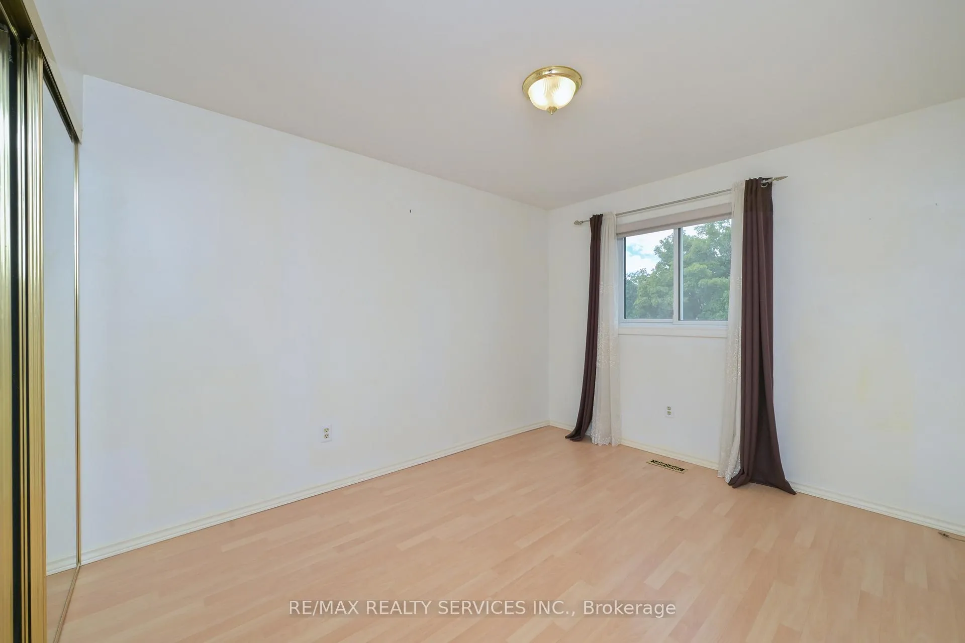 Photo 16 of 47 Grassington Crescent, Brampton, Northgate — HOMEH