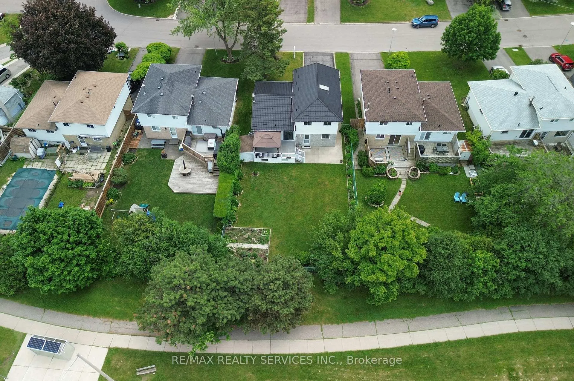 Photo 27 of 47 Grassington Crescent, Brampton, Northgate — HOMEH