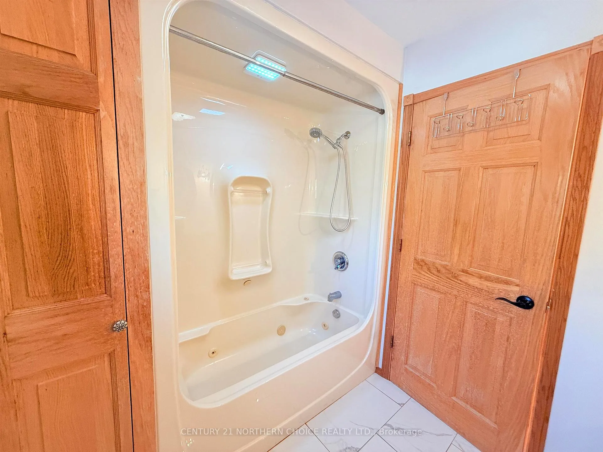 Photo 10 of 179 Drayton Road, Sioux Lookout — HOMEH