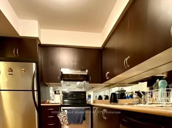 Photo 3 of Unit 180, 4975 Southampton Drive, Mississauga, Churchill Meadows — HOMEH