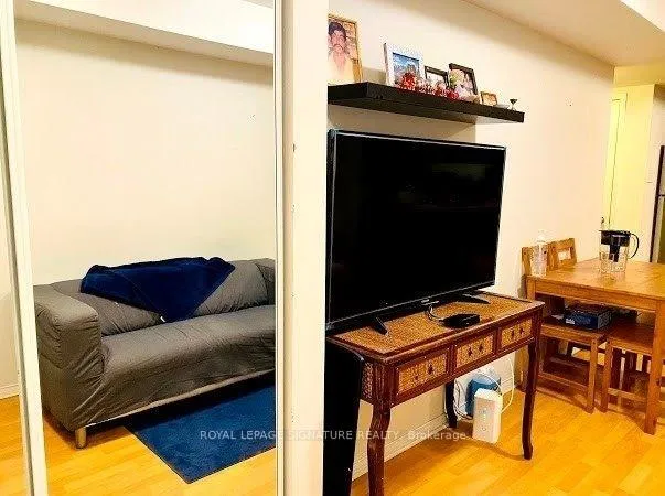 Photo 9 of Unit 180, 4975 Southampton Drive, Mississauga, Churchill Meadows — HOMEH