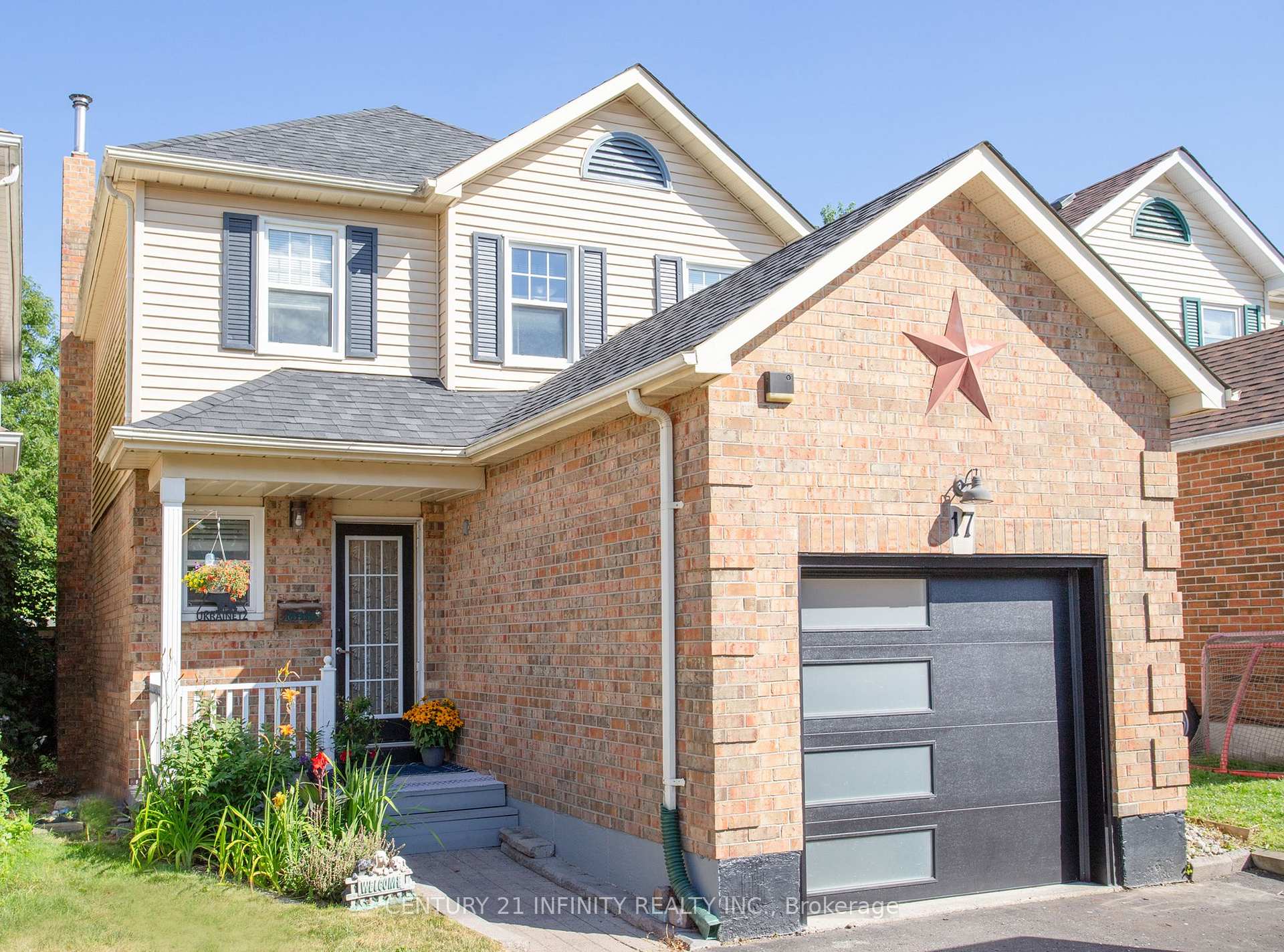 Photo 1 of 17 Prout Drive, Clarington, Bowmanville — HOMEH