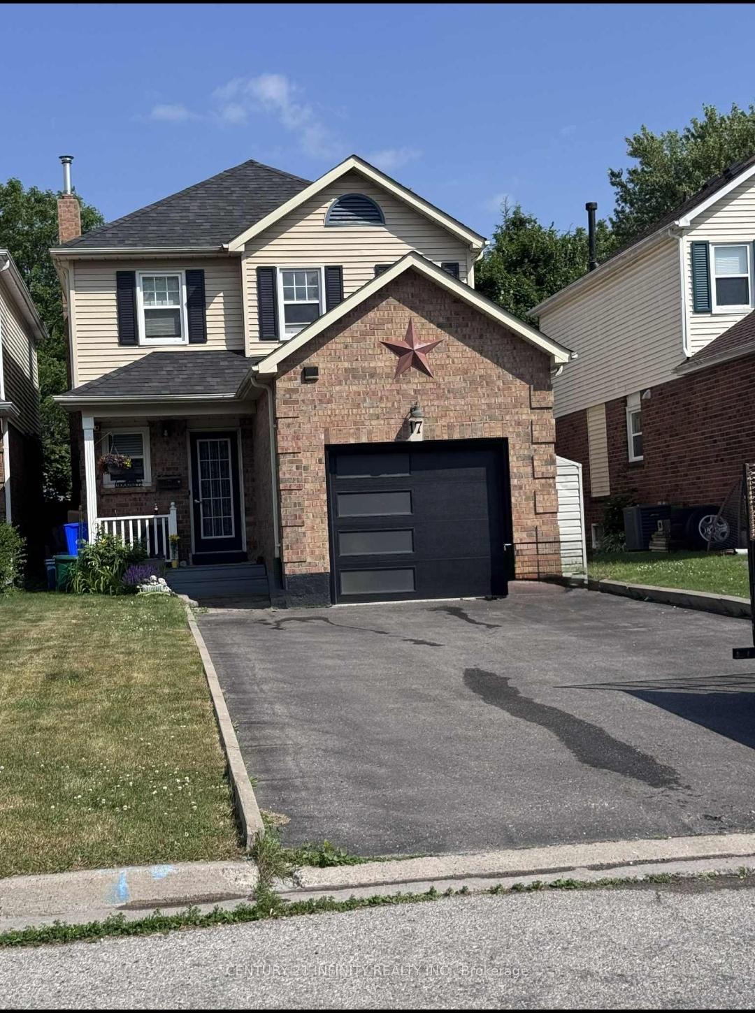 Photo 2 of 17 Prout Drive, Clarington, Bowmanville — HOMEH