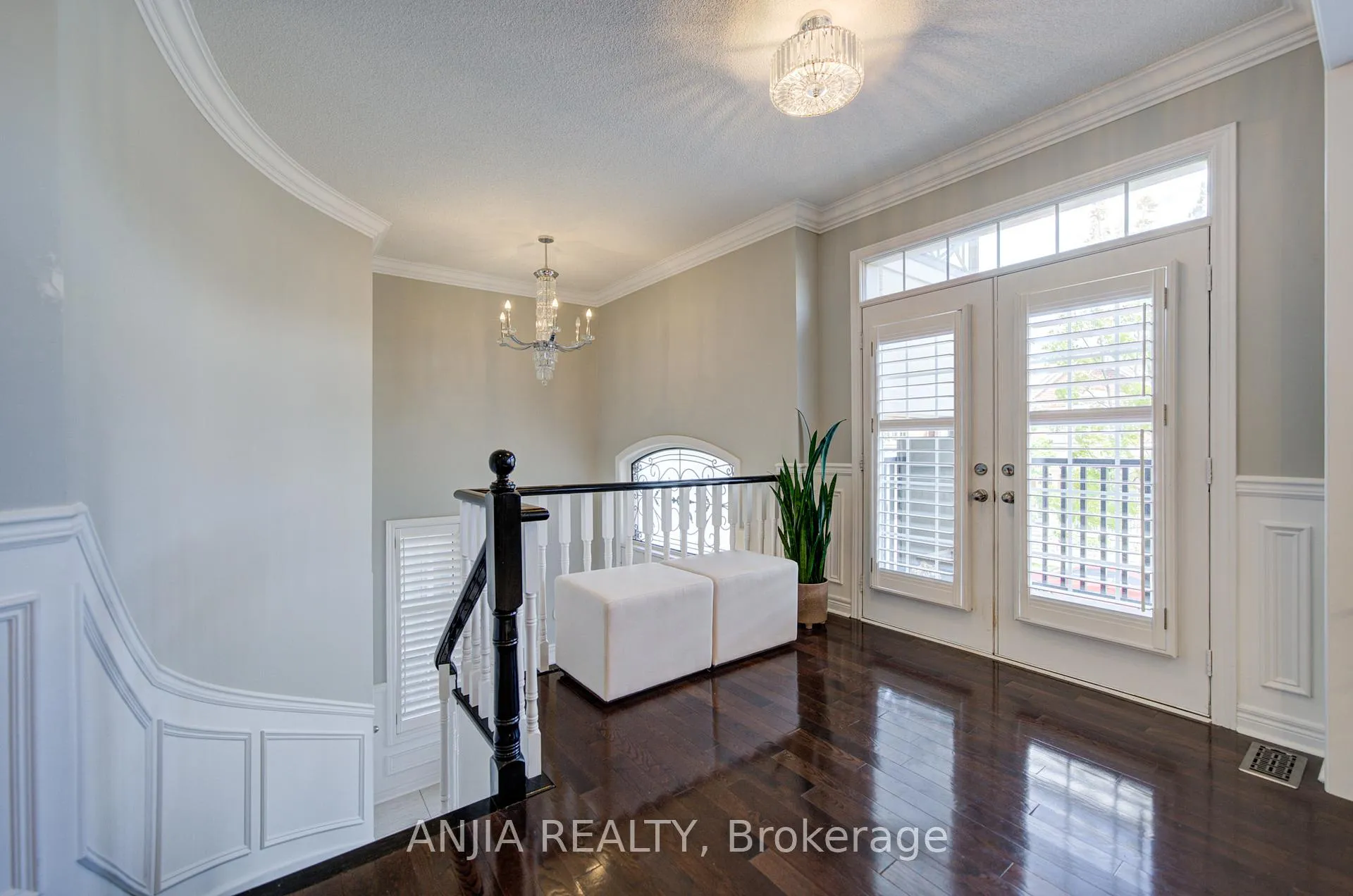 Photo 7 of 64 Frederick Stamm Crescent, Markham, Berczy — HOMEH