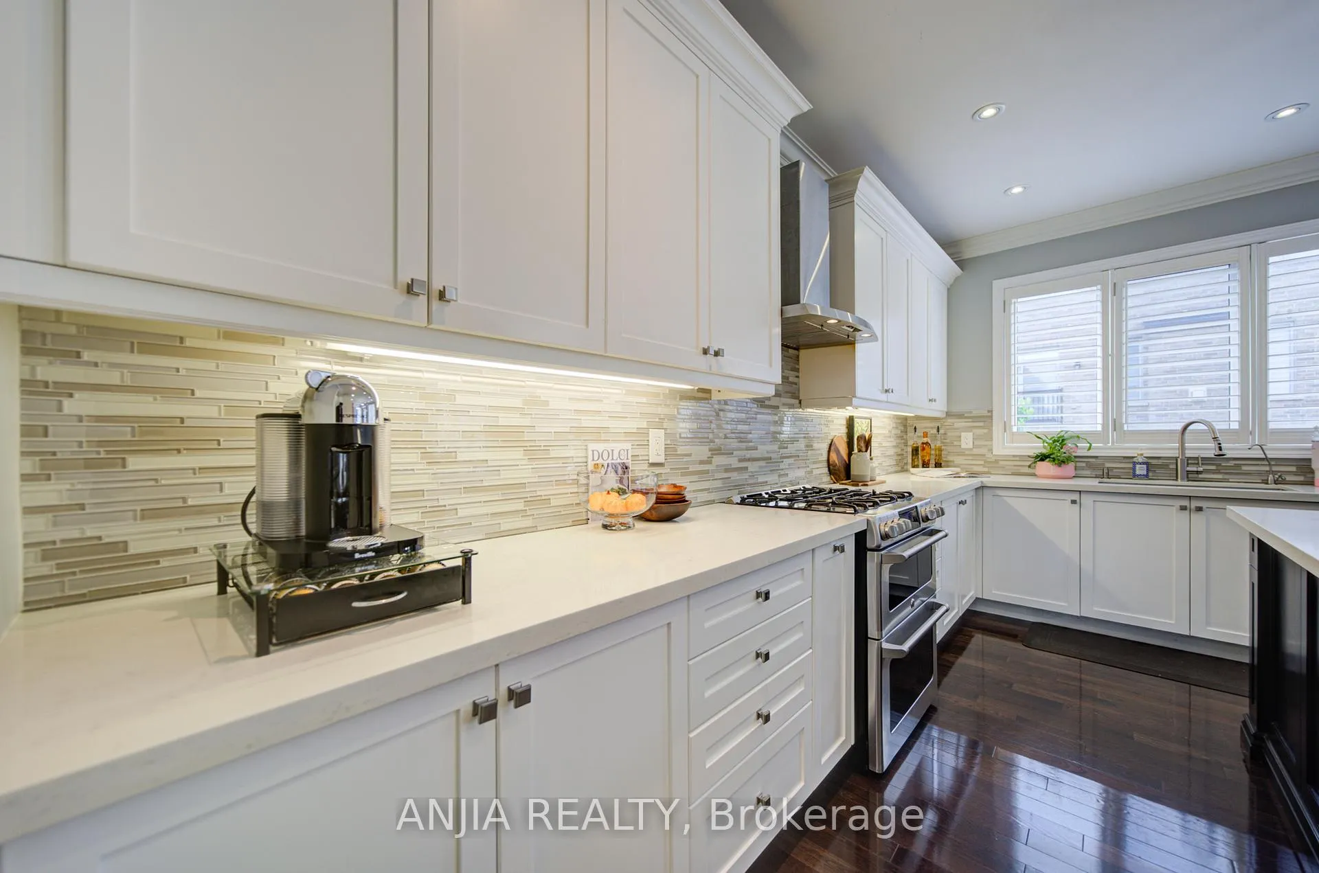 Photo 15 of 64 Frederick Stamm Crescent, Markham, Berczy — HOMEH
