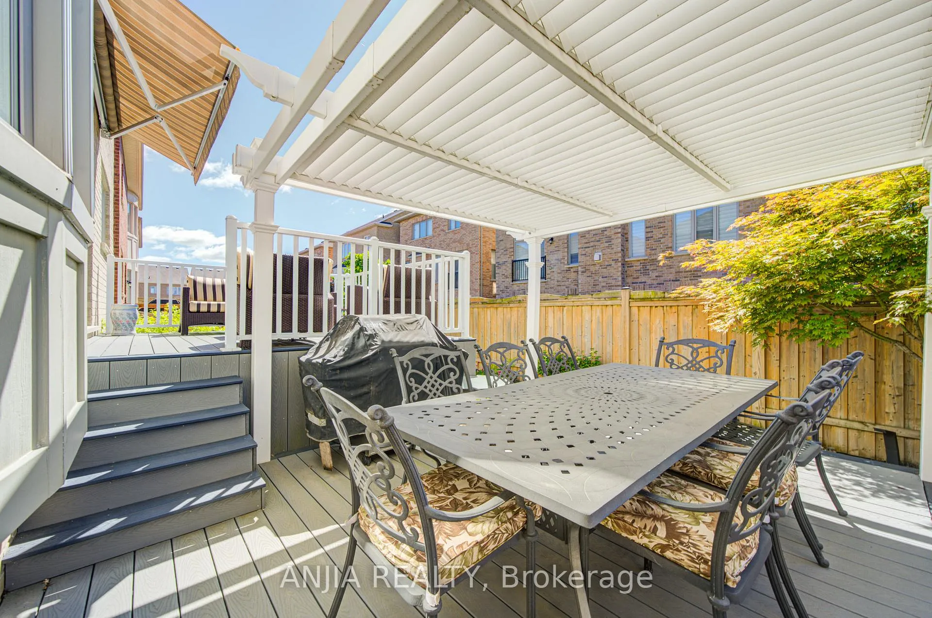 Photo 25 of 64 Frederick Stamm Crescent, Markham, Berczy — HOMEH